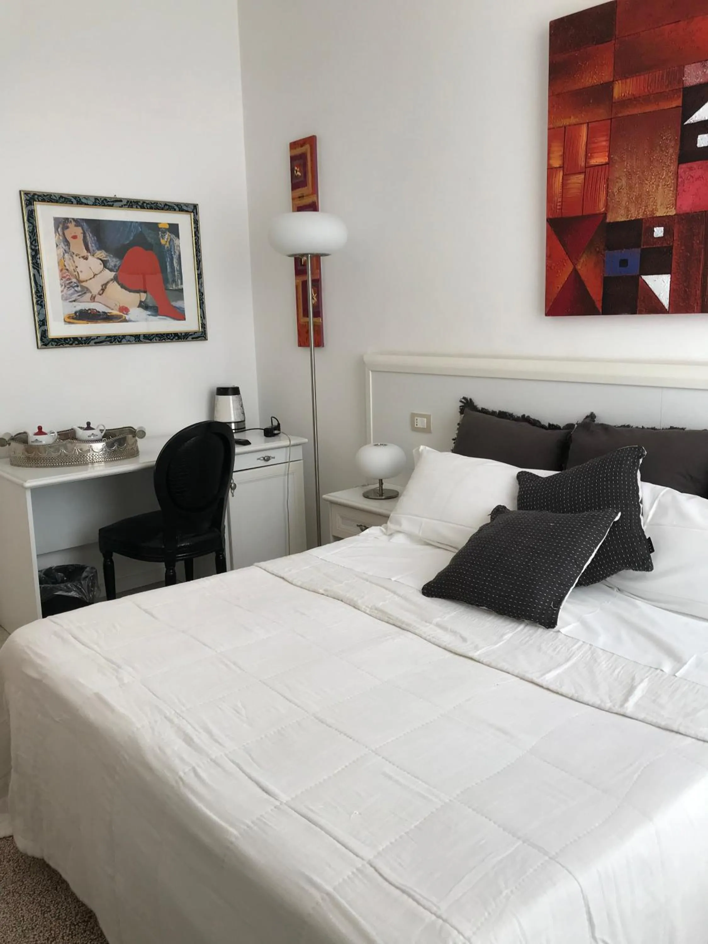 Bedroom, Bed in B&B Nike - Rooms Only