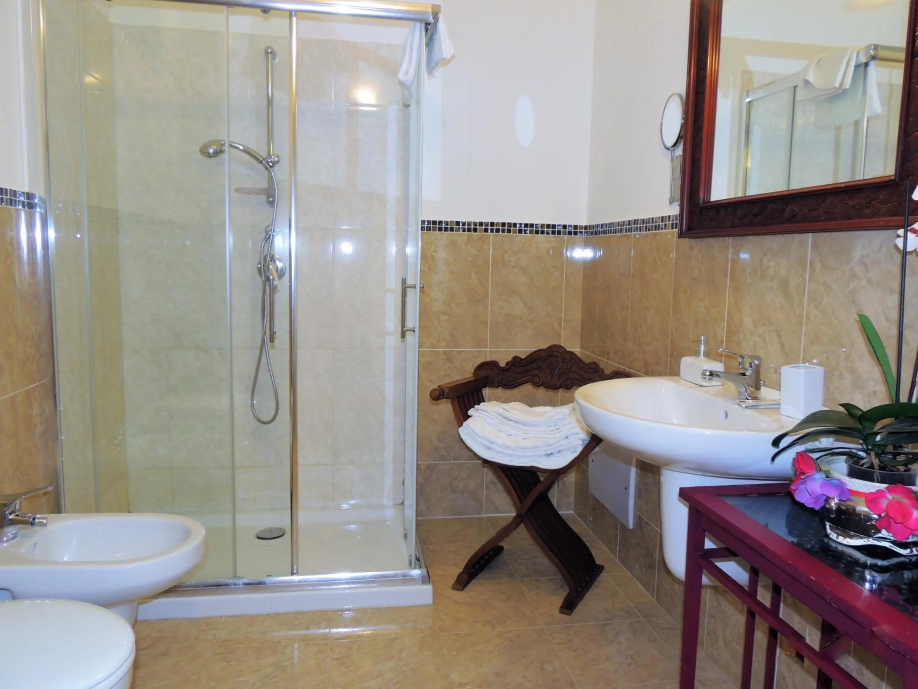 Shower in B&B Nike - Rooms Only