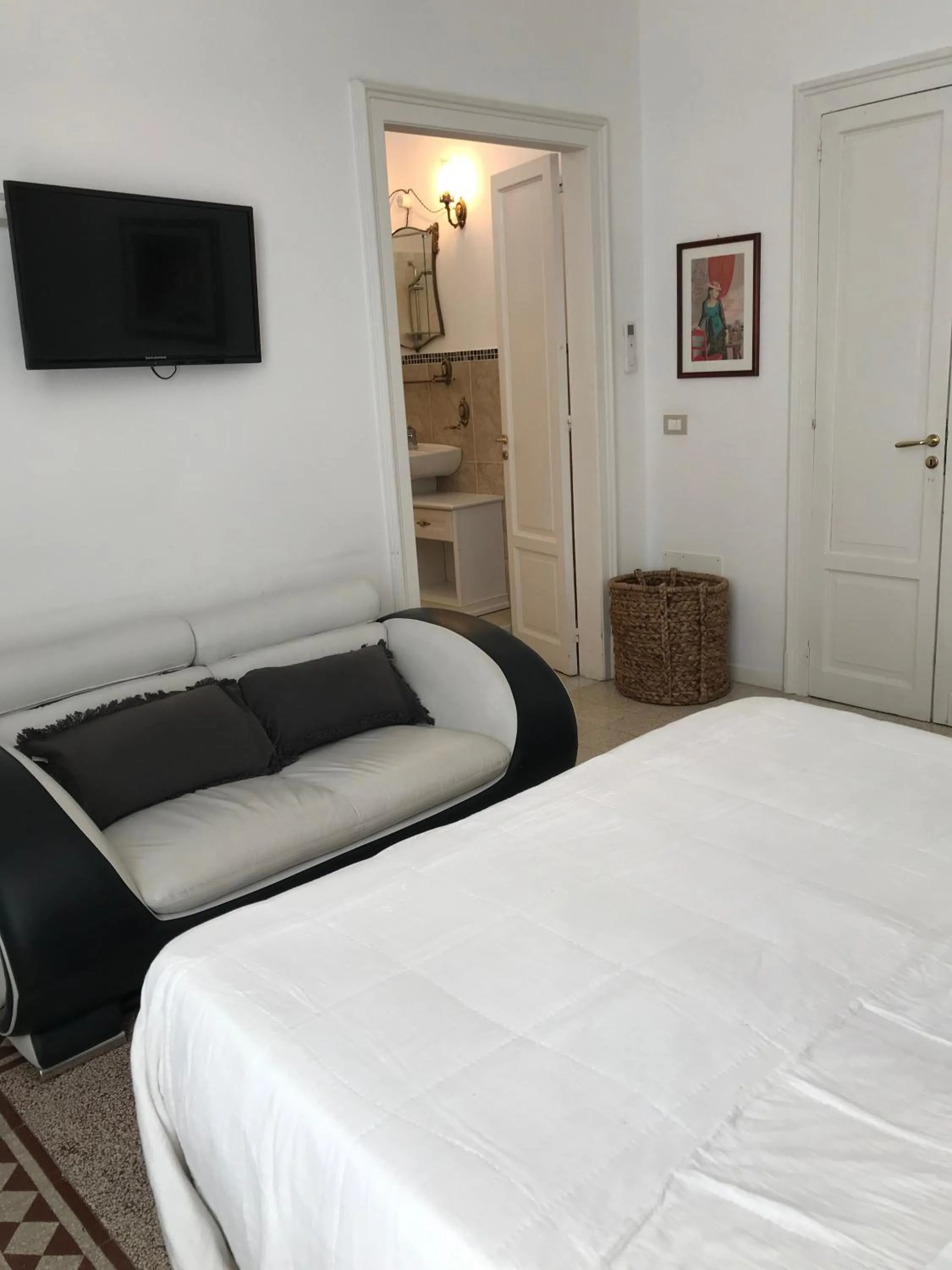 Bedroom, Bed in B&B Nike - Rooms Only