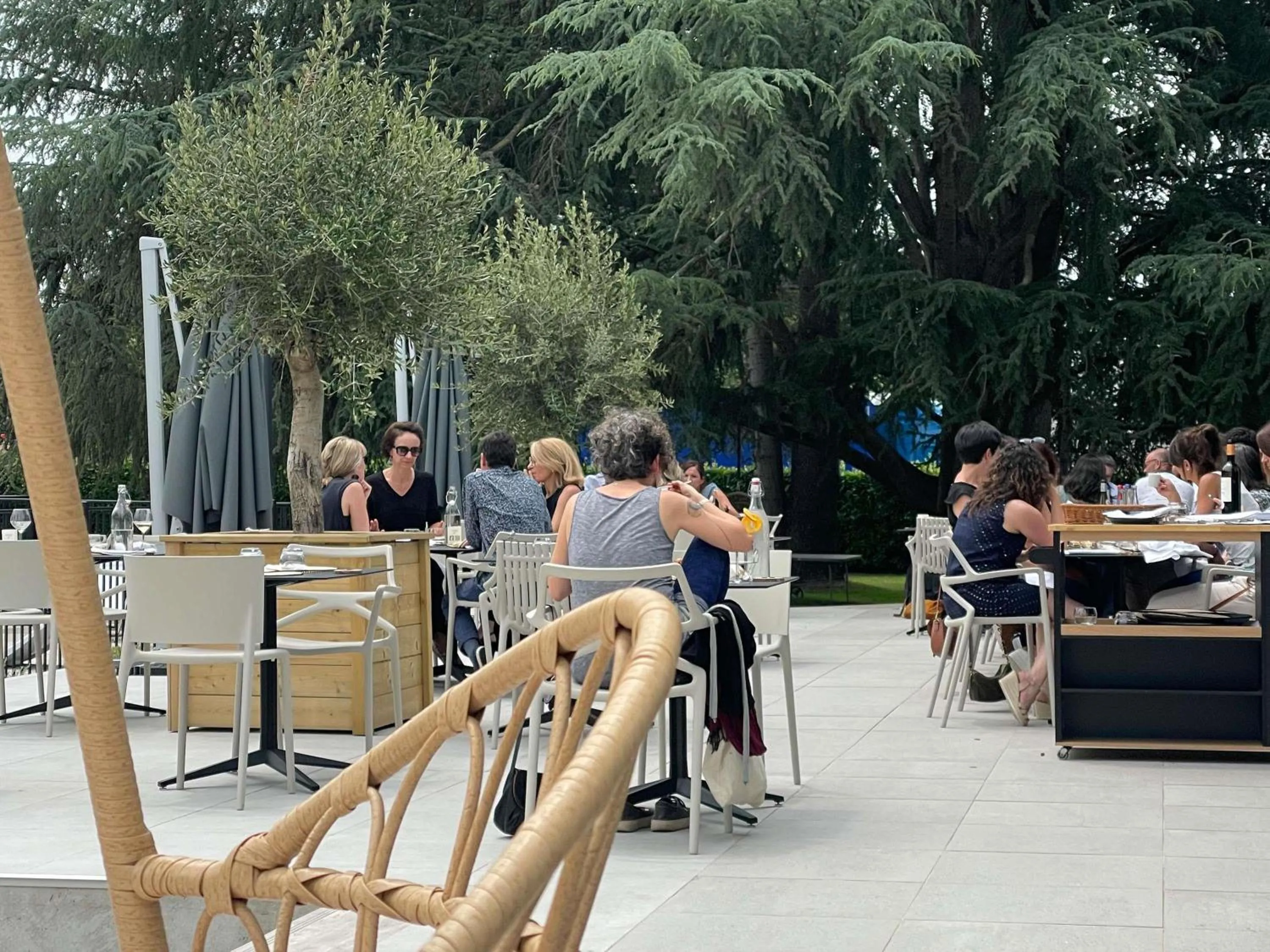 Restaurant/places to eat in Novotel Pau Pyrénées