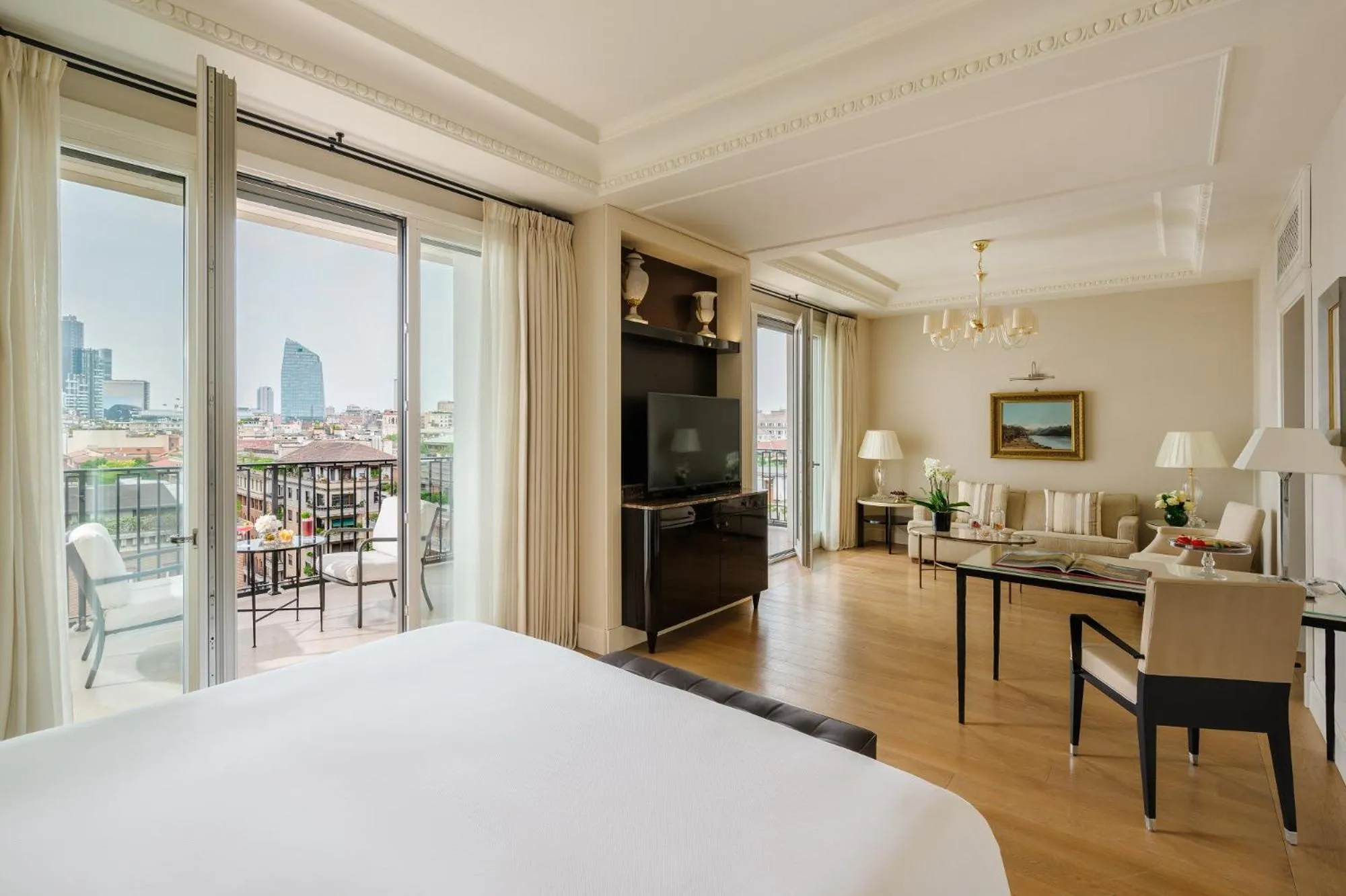 Balcony/Terrace, Bed in Palazzo Parigi Hotel & Grand Spa - LHW