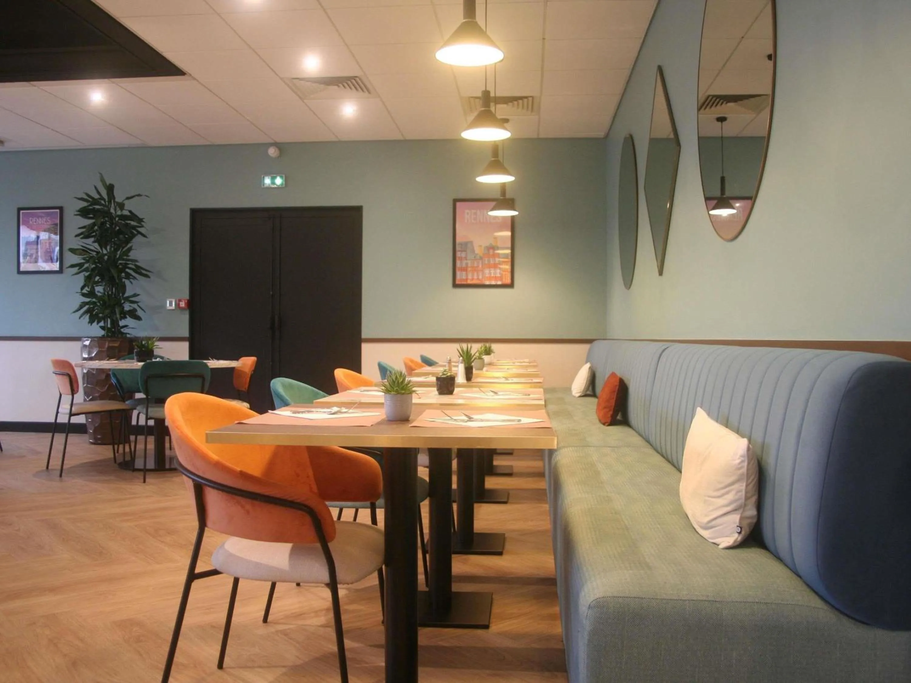 Breakfast in Mercure Rennes Centre Gare