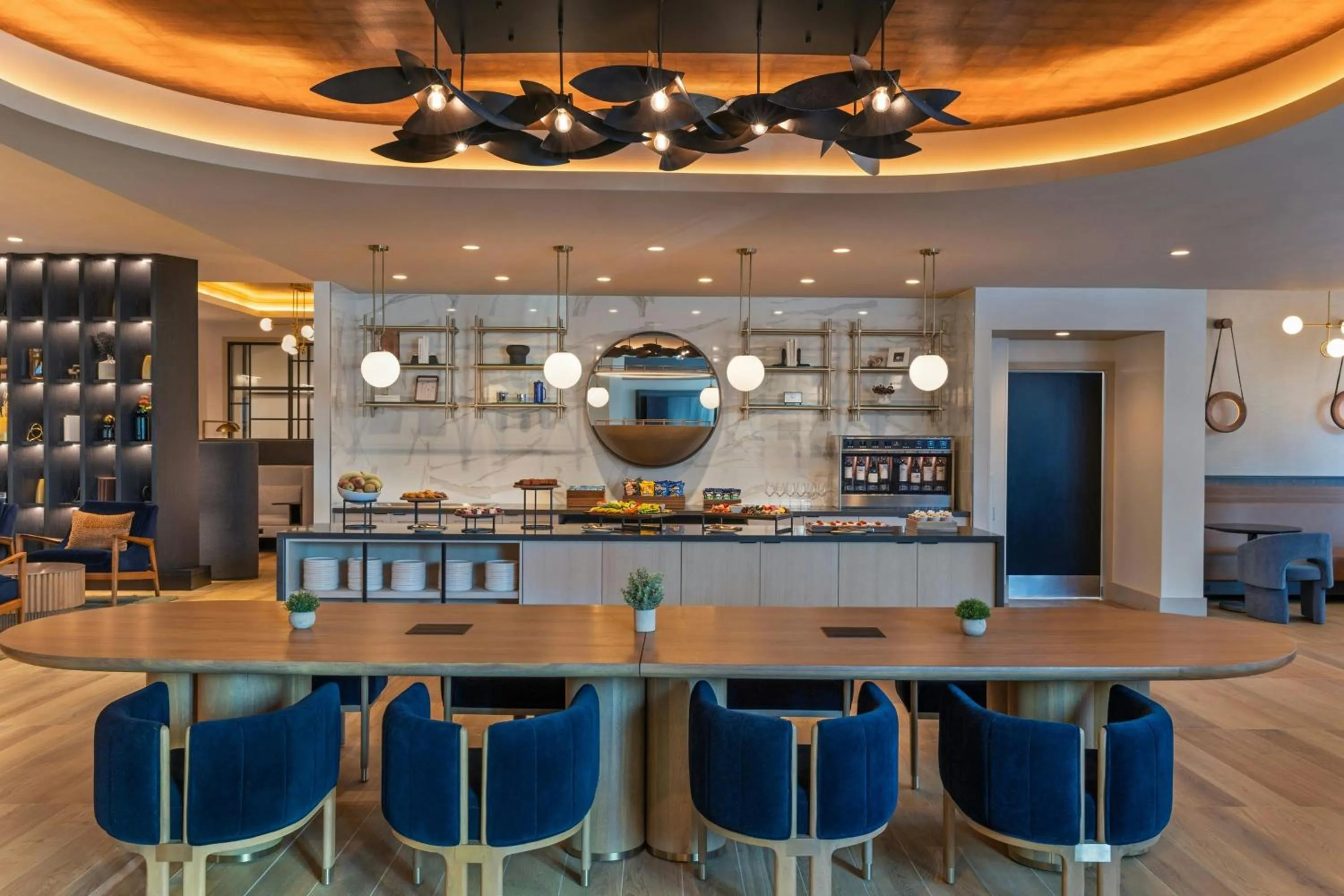 Lounge or bar in Sheraton Boston Hotel