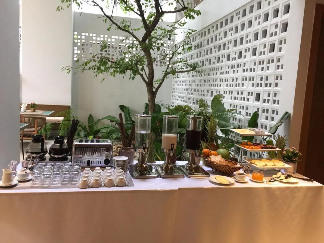 Breakfast in Prana Boutique Hotel and Apartments