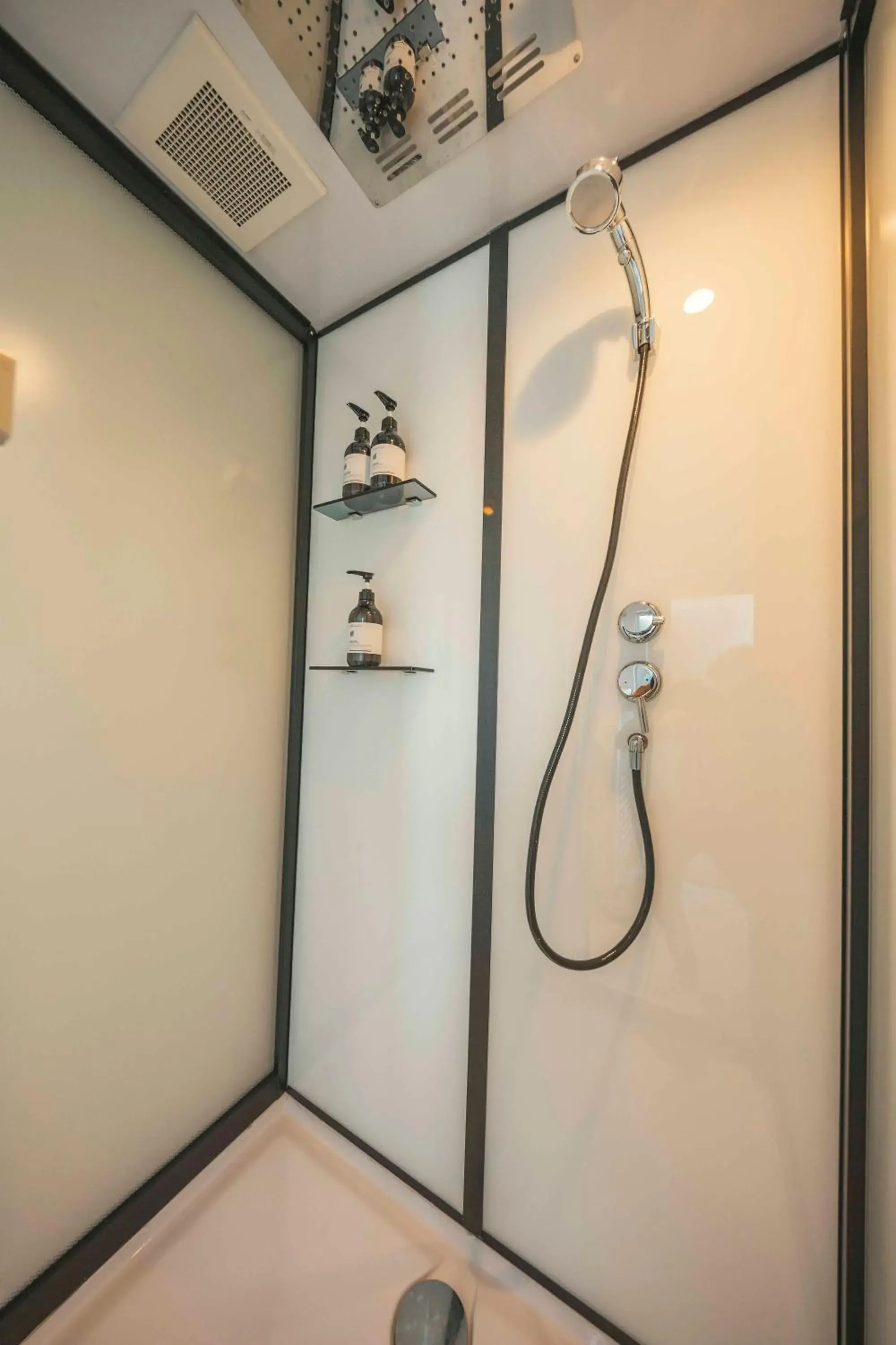 Deluxe Apartment in illi Sun Shimokitazawa Deluxe Apartment in illi Sun Shimokitazawa