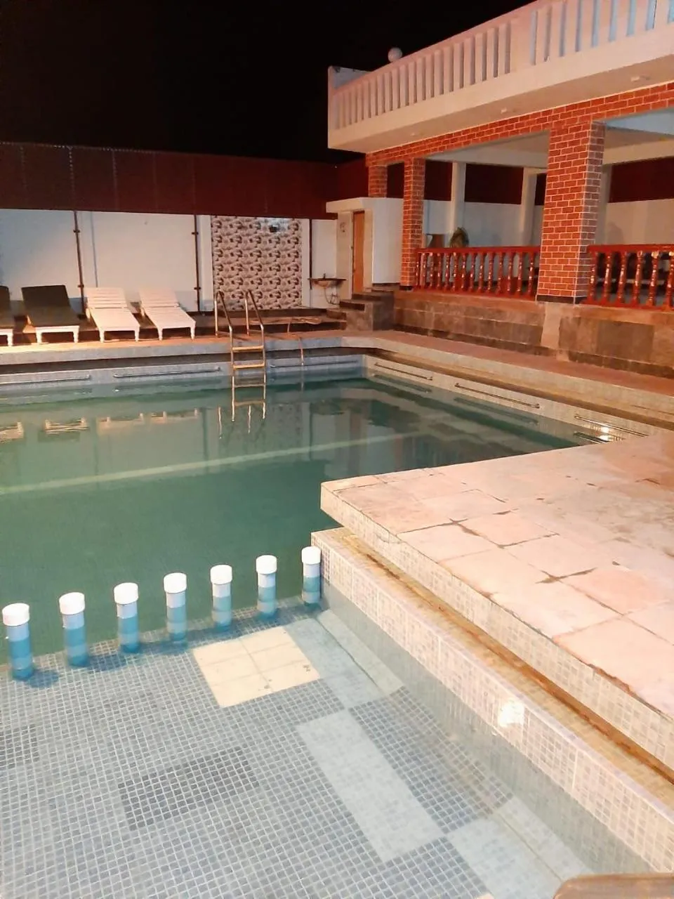 Area and facilities in BAY INN