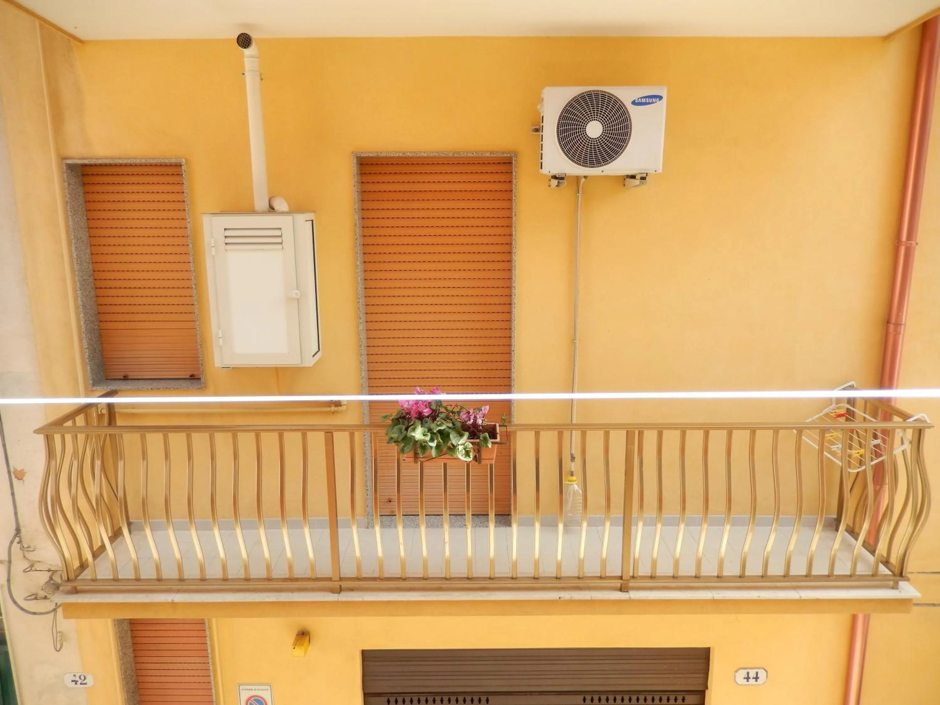 Facade/entrance in Bella Giulia