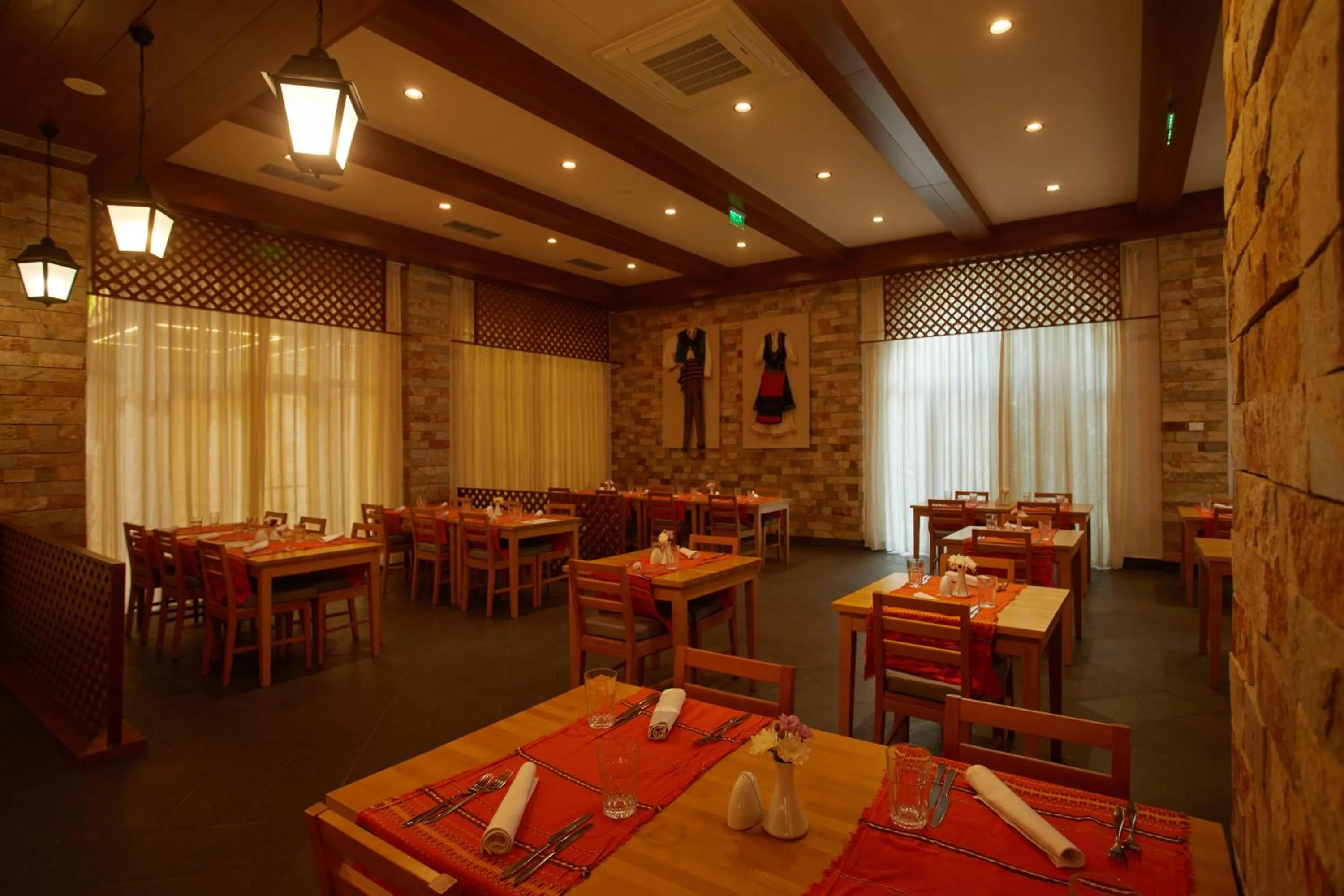 Restaurant/places to eat in Dreams Sunny Beach Resort and Spa - Premium All Inclusive