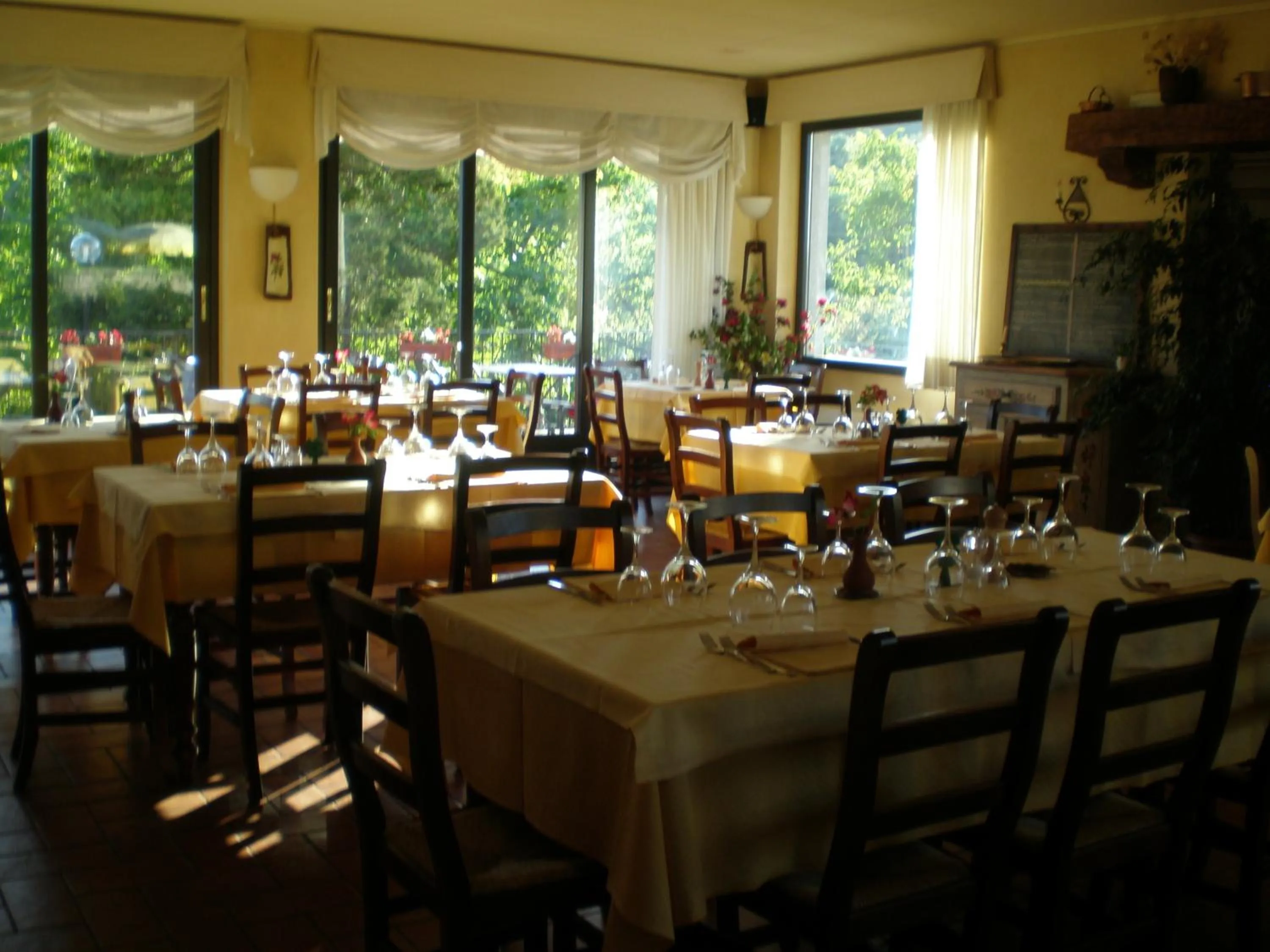 Restaurant/places to eat in Locanda Verbena