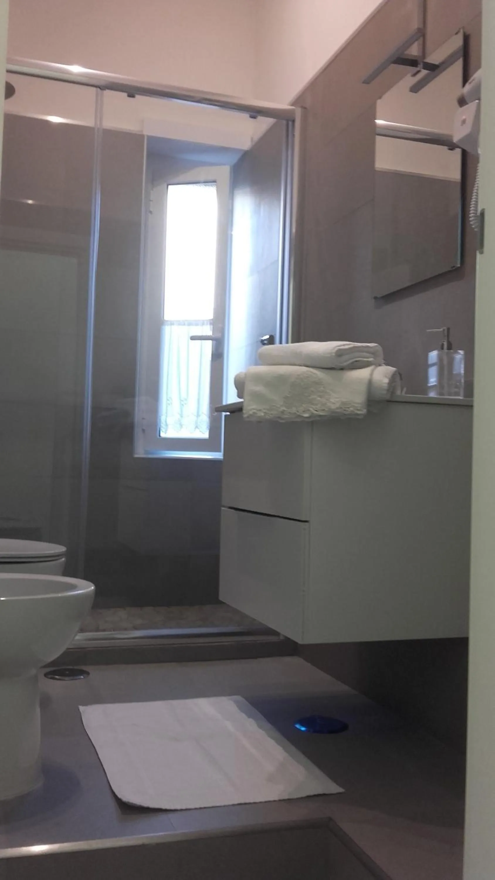 Ostia Lido Central Rooms