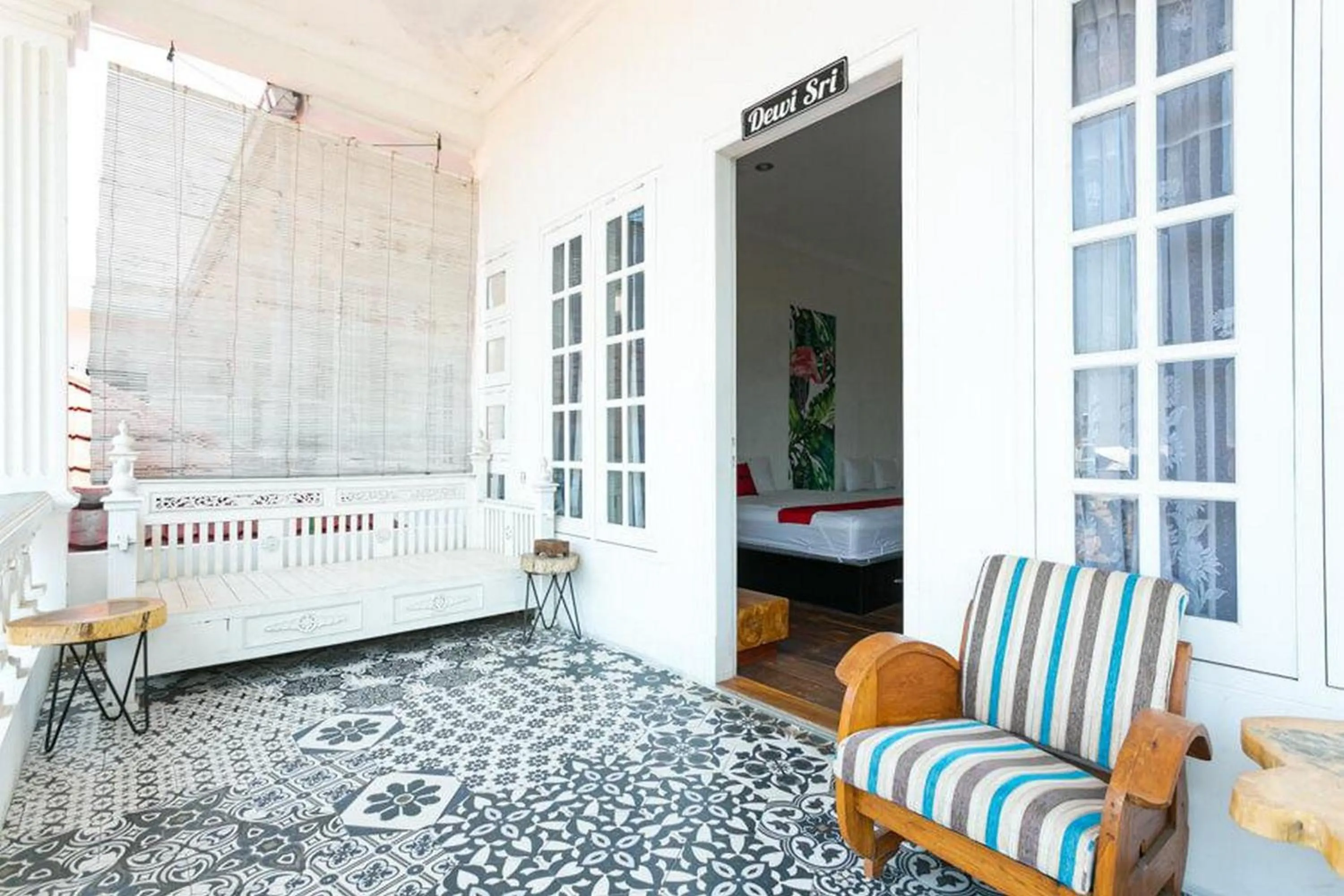 Property building in RedDoorz near Grojogan Sewu Tawangmangu