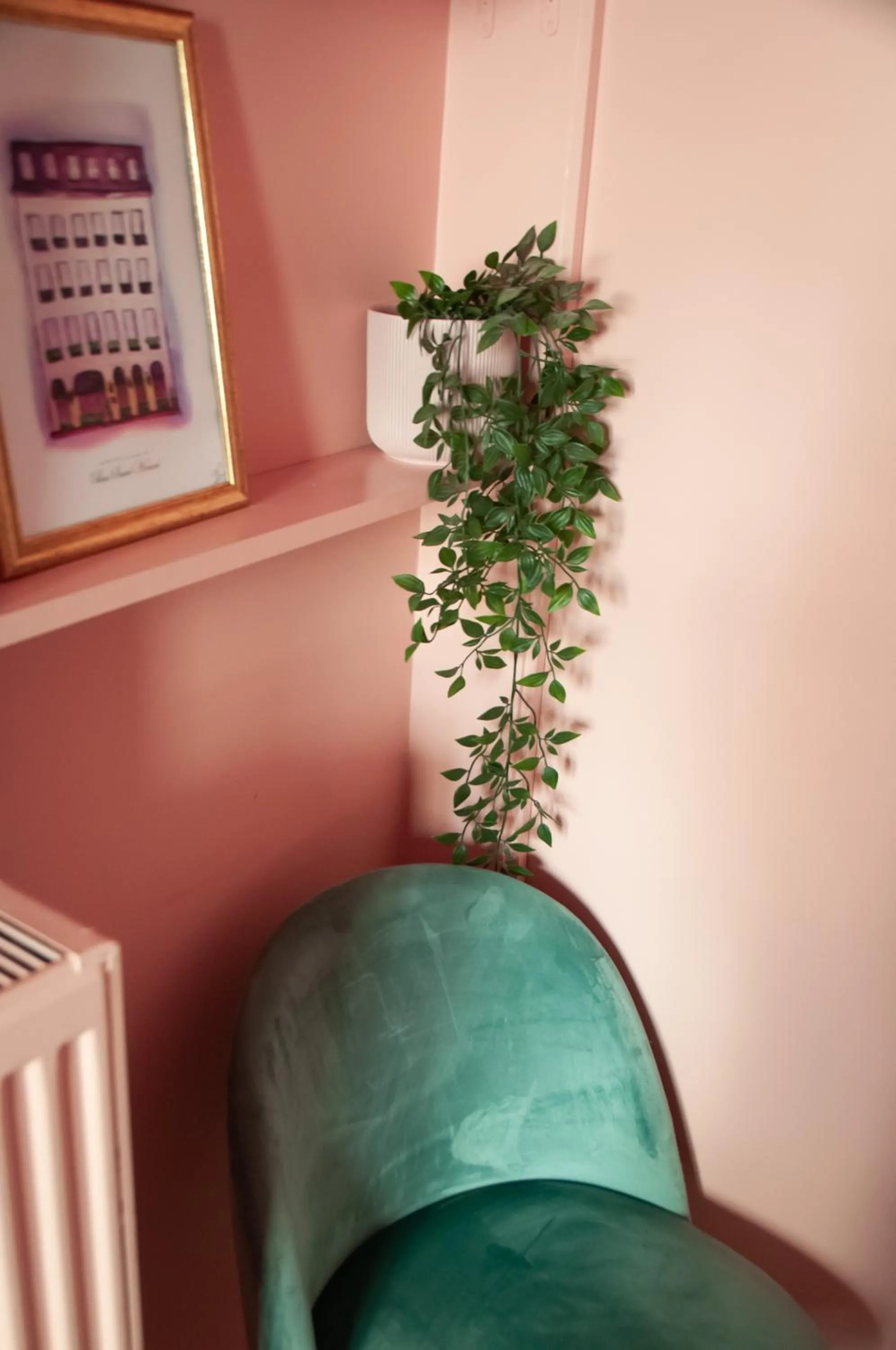 Decorative detail in Hôtel Petit Saint-Honoré