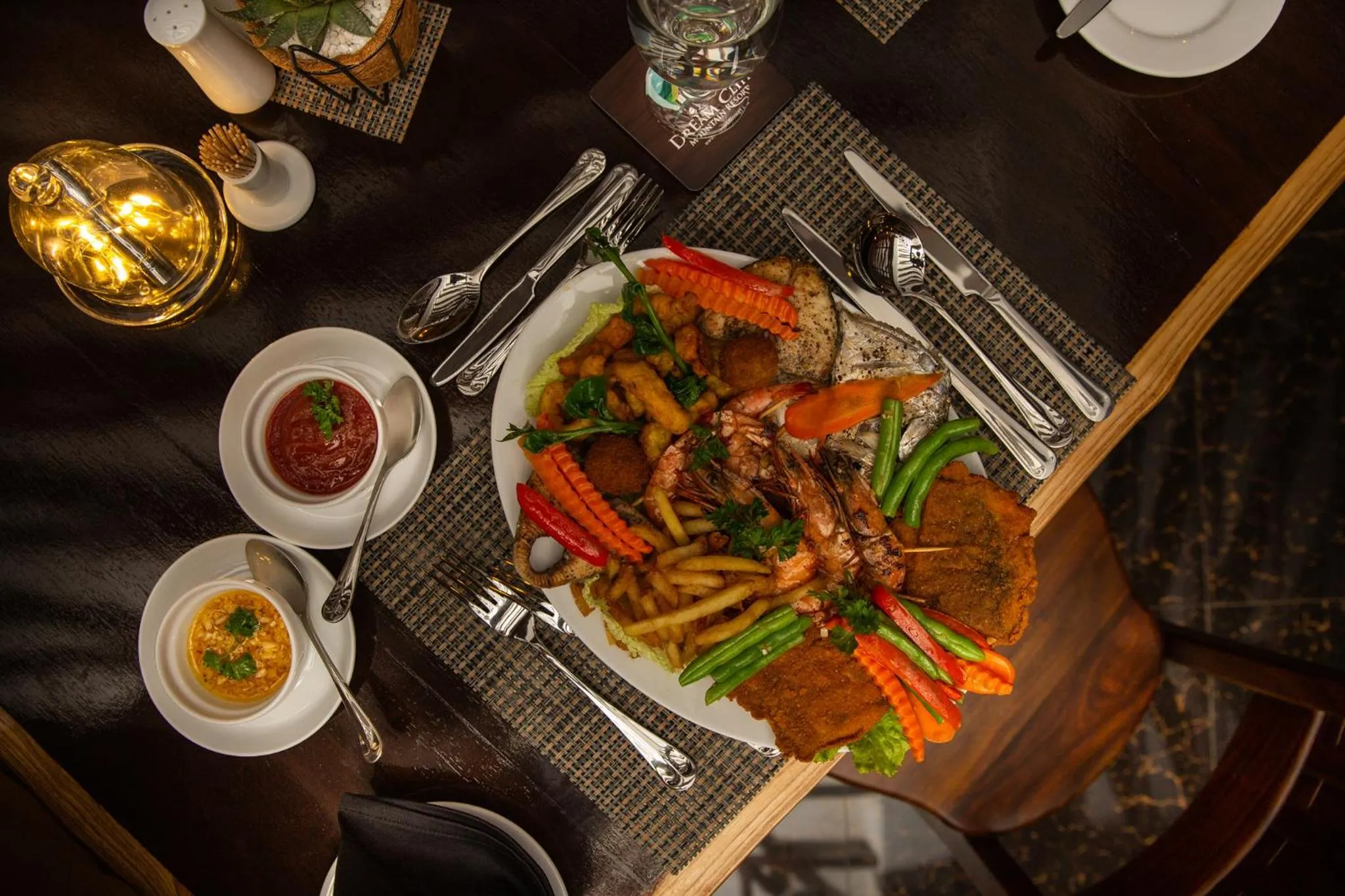 Food and drinks in Dream Cliff Mountain Resort