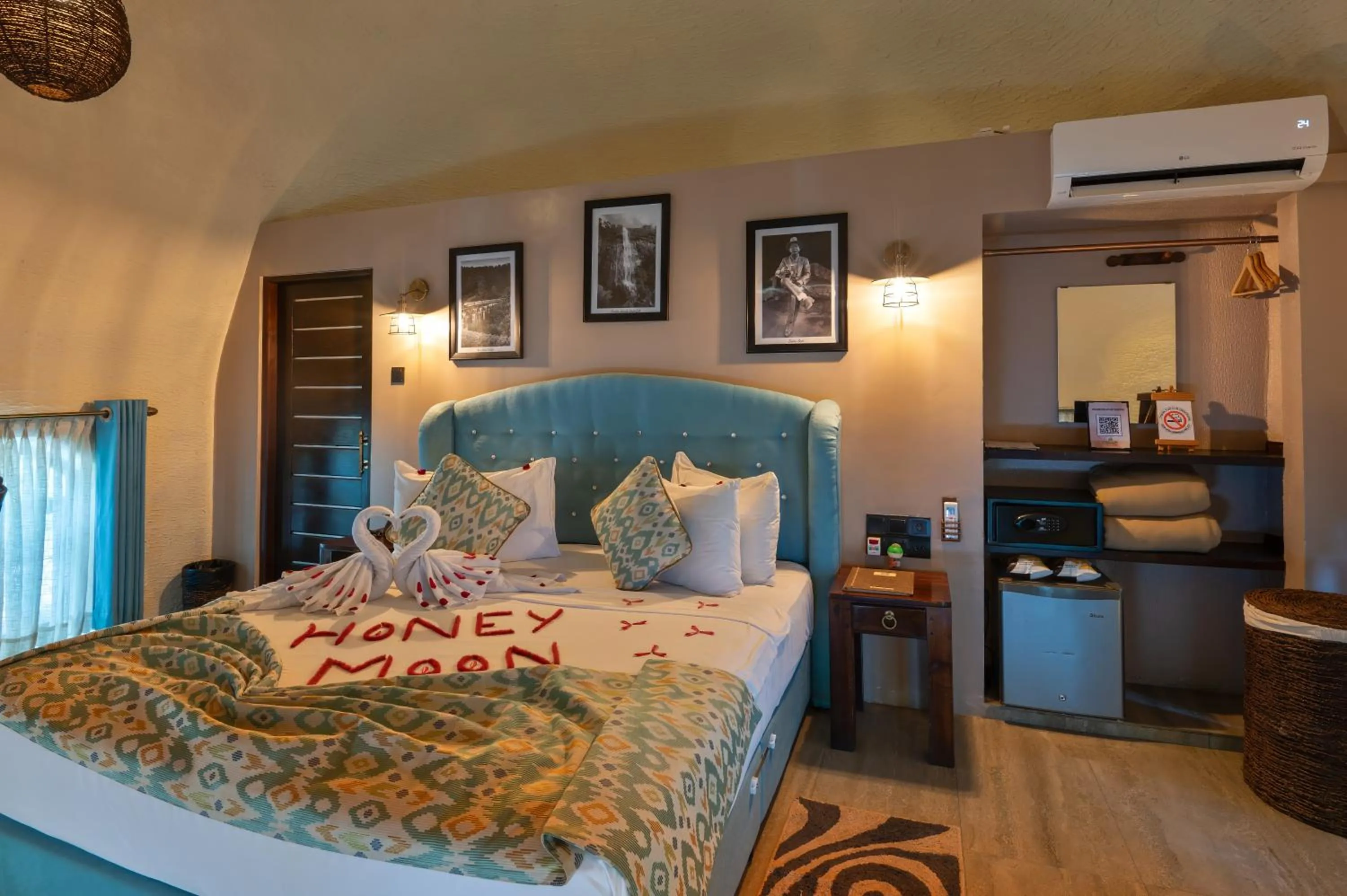 Bedroom, Bed in Dream Cliff Mountain Resort