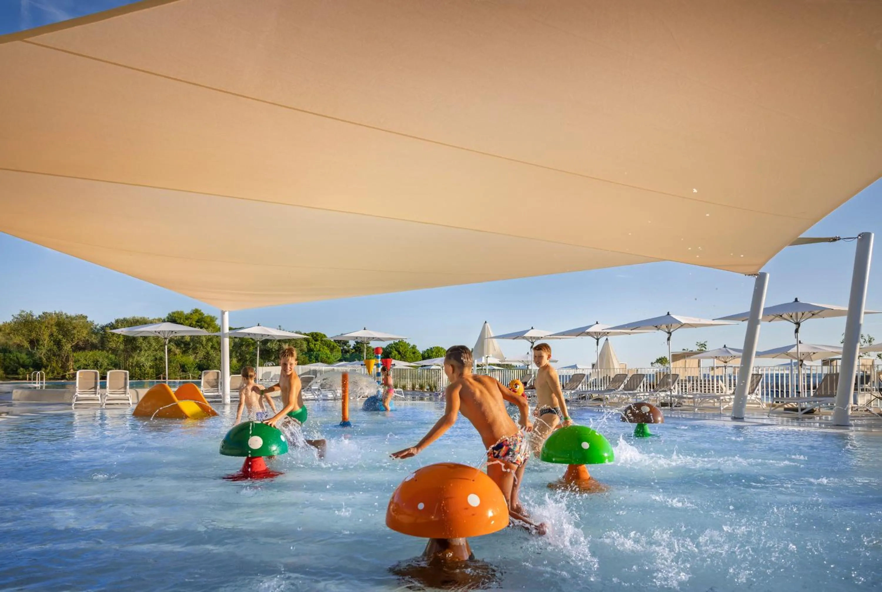 Swimming pool in Maistra Camping Amarin Mobile homes