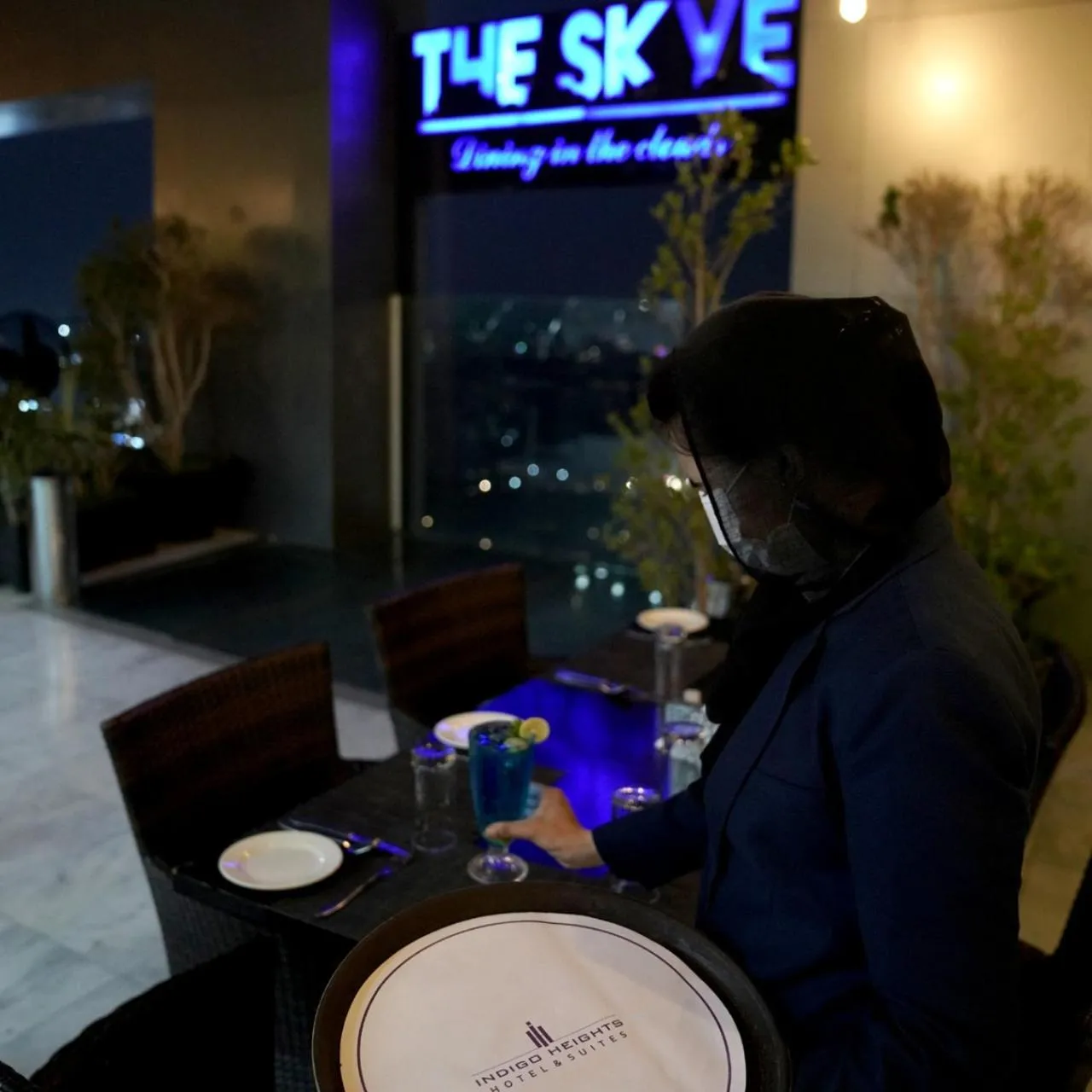 Restaurant/places to eat in Indigo Heights Hotel & Suites