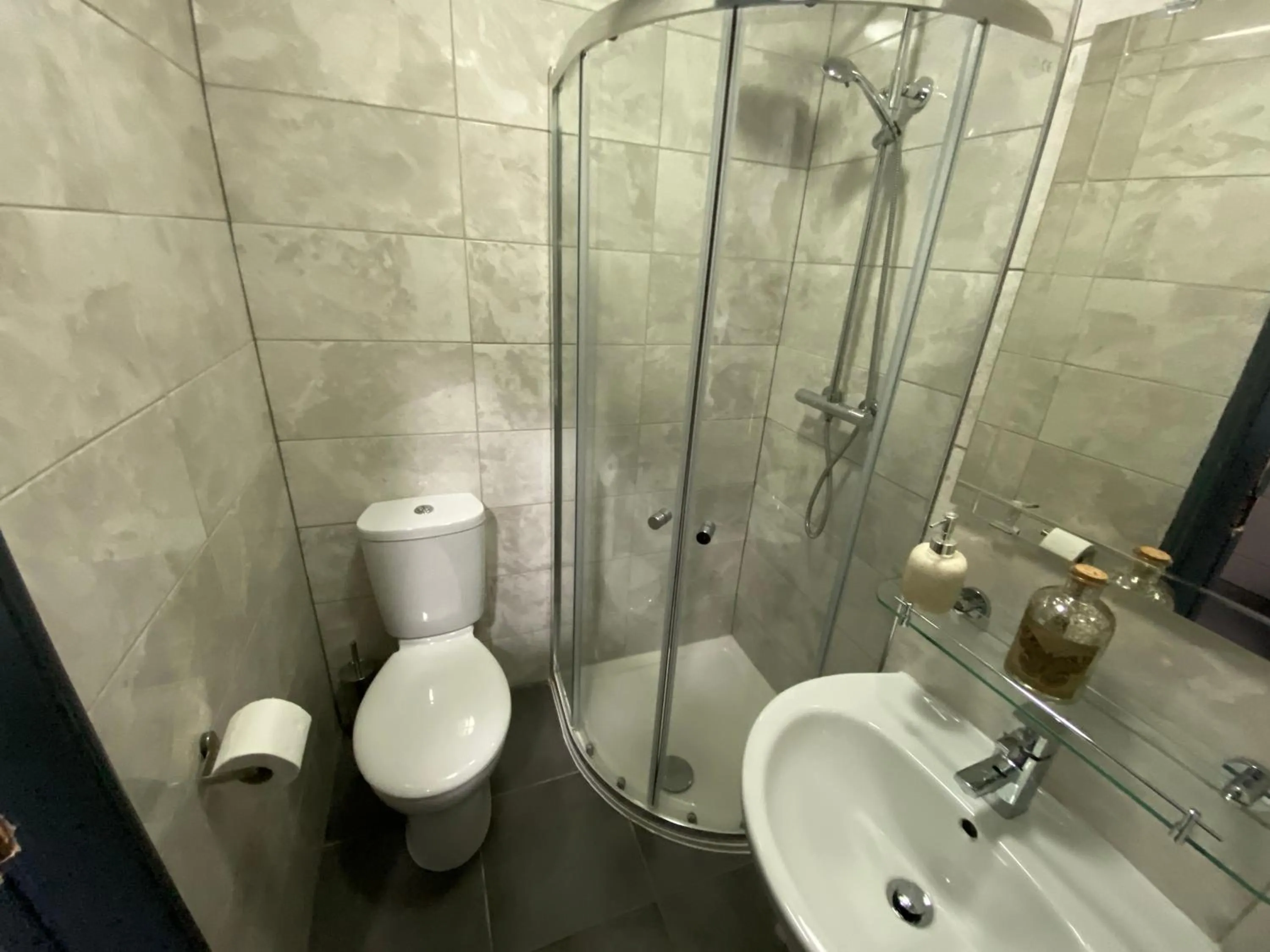 Bathroom in Park City Suites Hotel