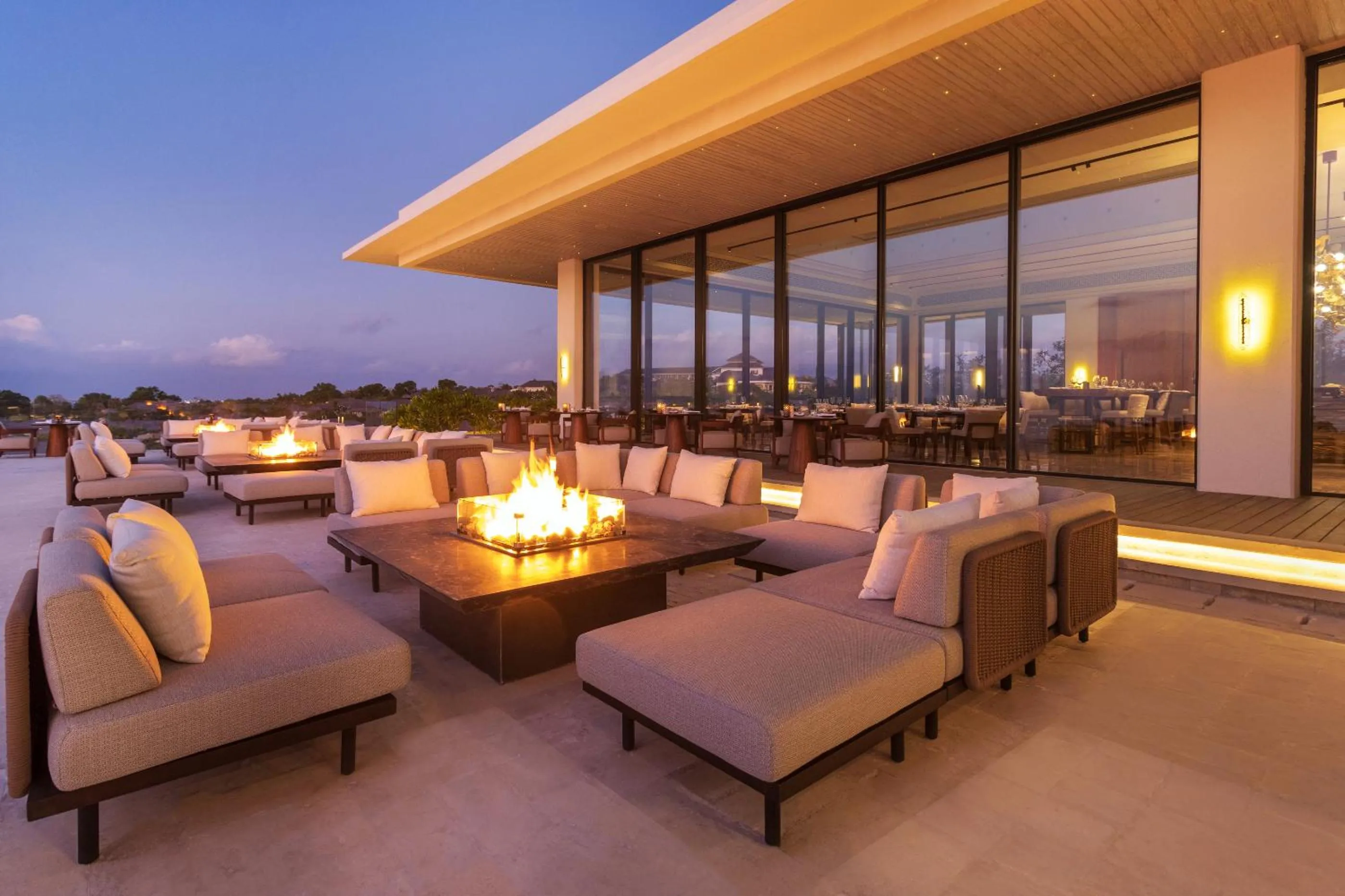 Restaurant/places to eat in Jumeirah Bali