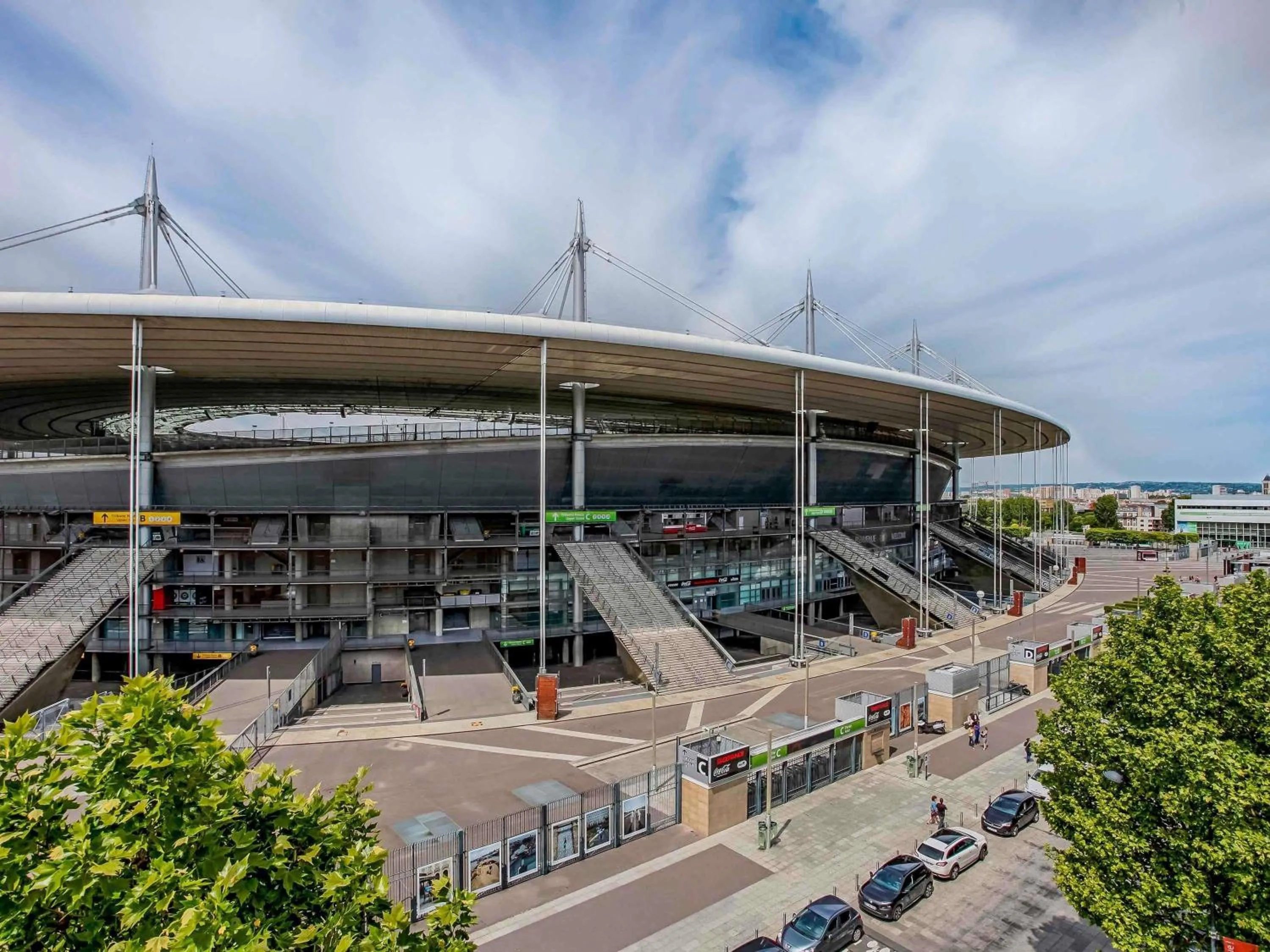 Property building in Novotel Suites Paris Stade de France