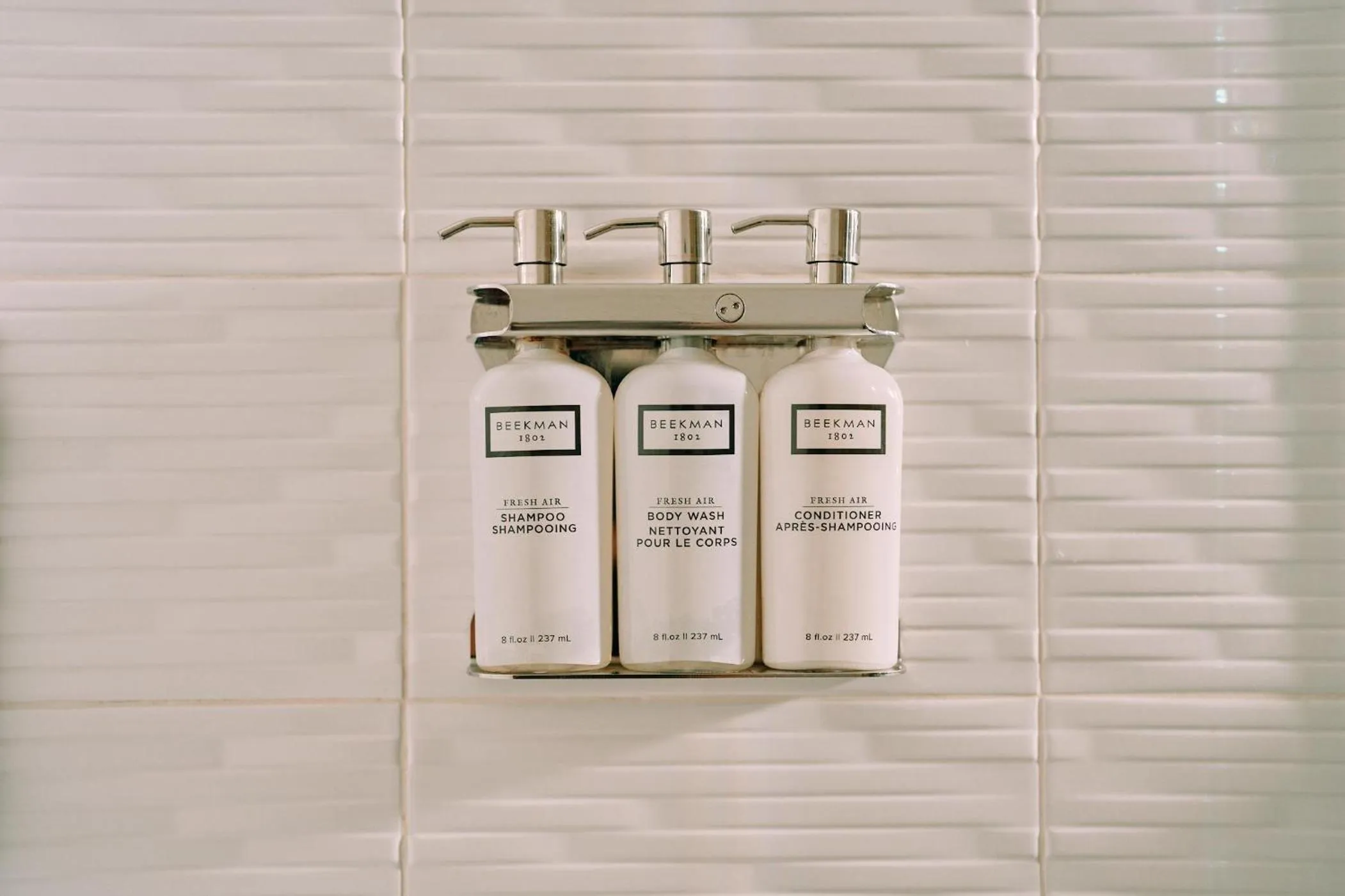 Bathroom in Hotel Zoe Fisherman's Wharf