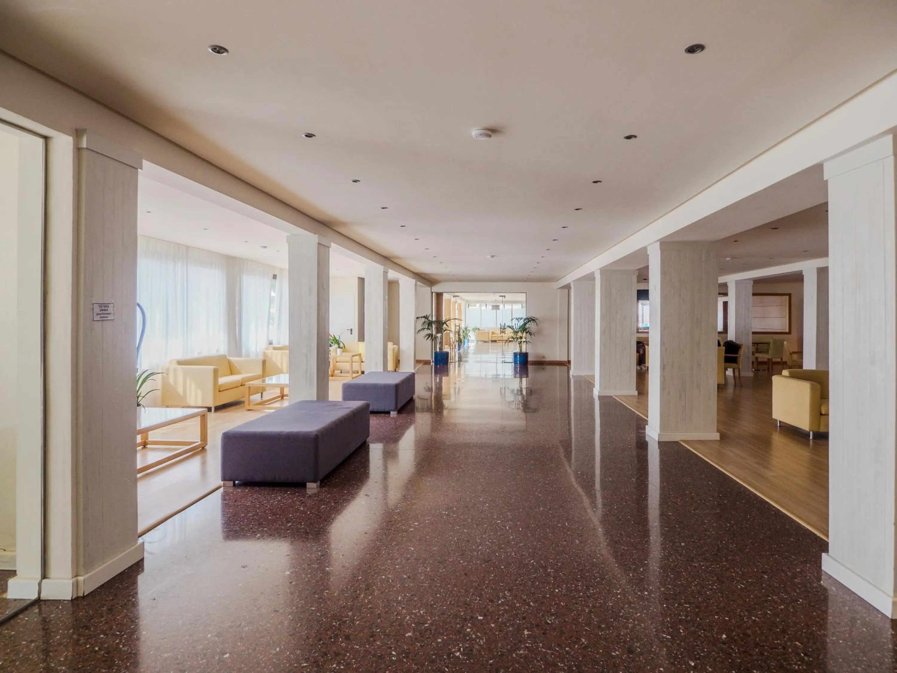 TV and multimedia in Hotel Santa Maria Playa