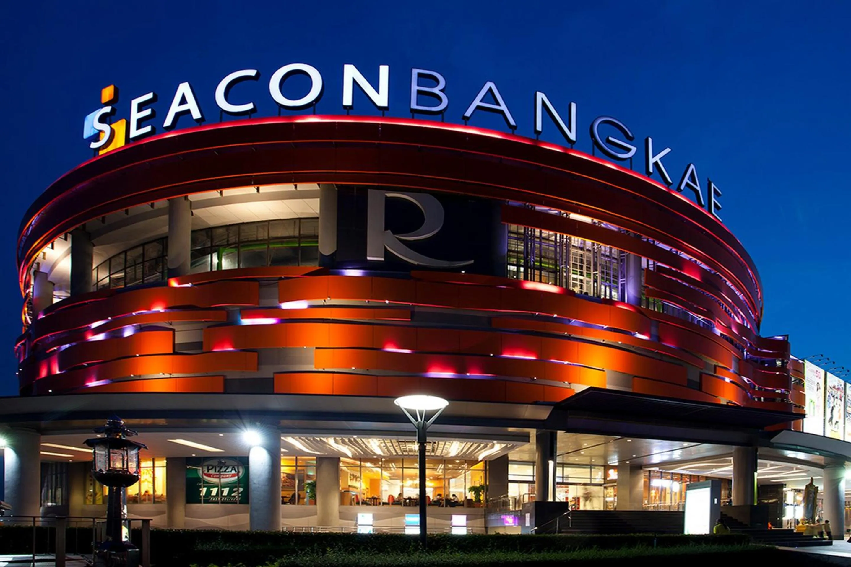 Nearby landmark in OYO 410 Diamond Boutique Hostel