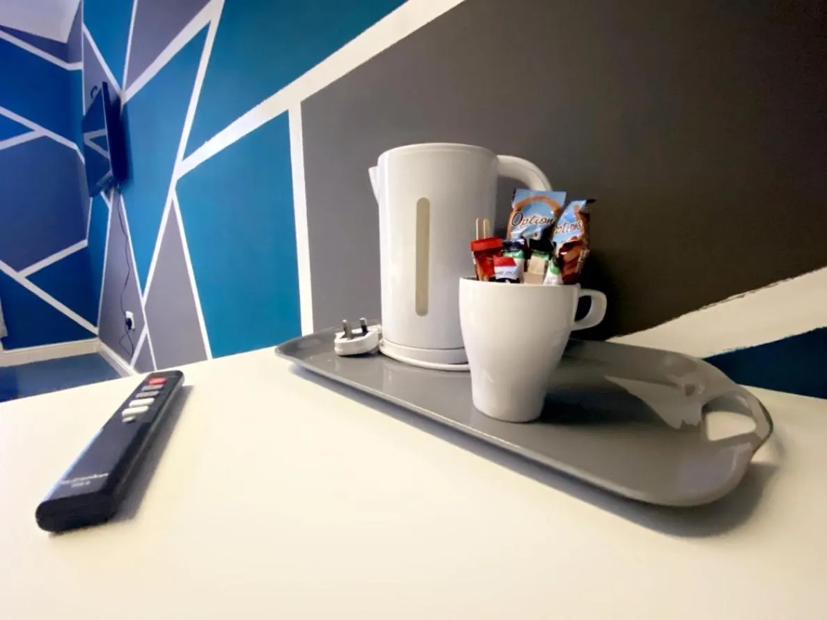 Coffee/tea facilities in King Street Hotel