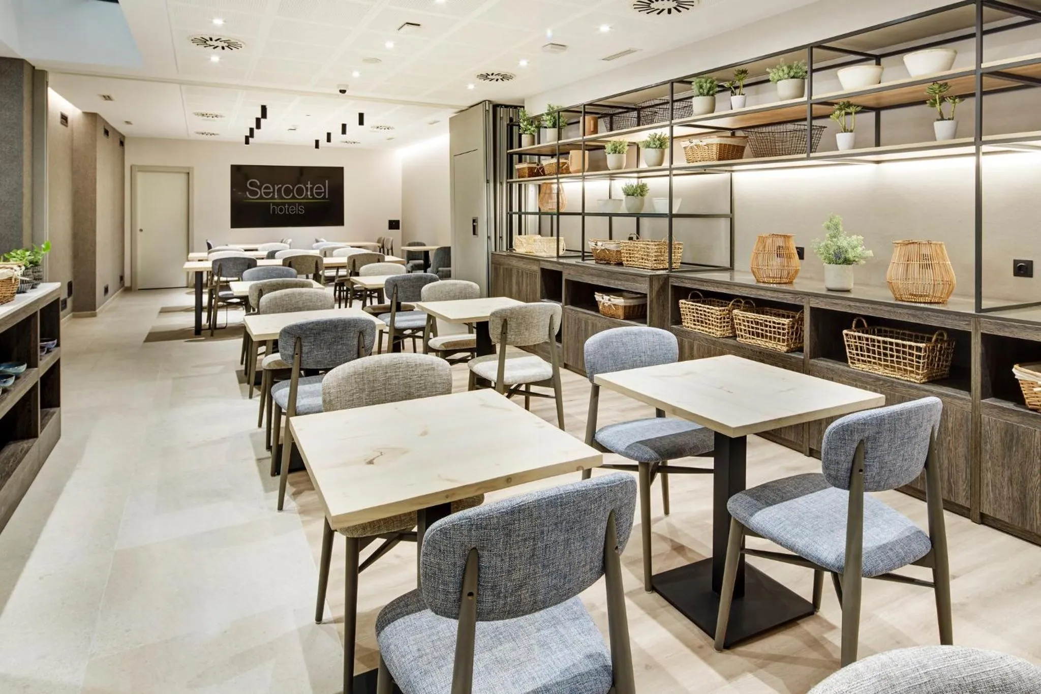 Breakfast in Sercotel Ayala