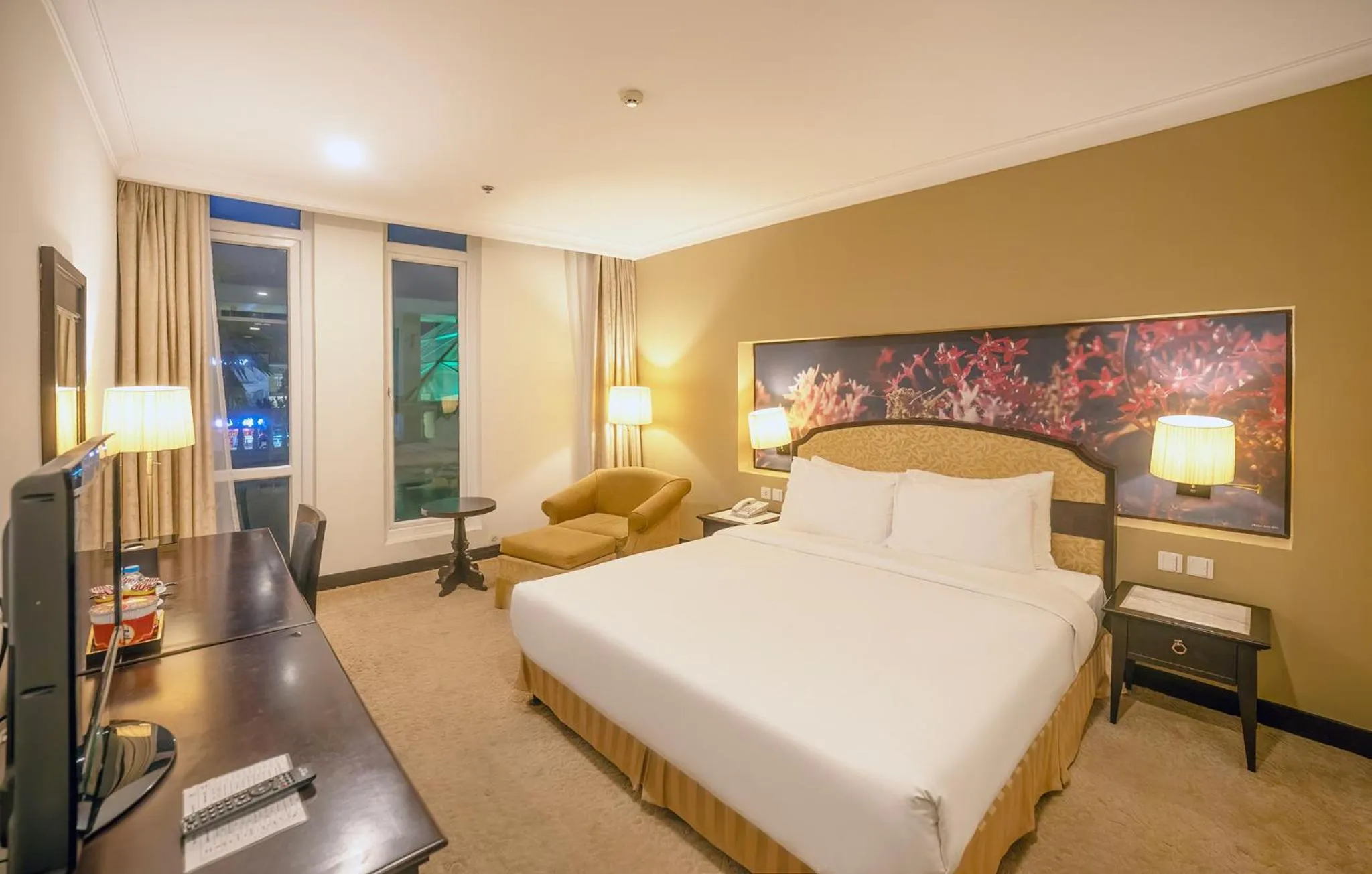 Seating area, Bed in La Sapinette Hotel Dalat