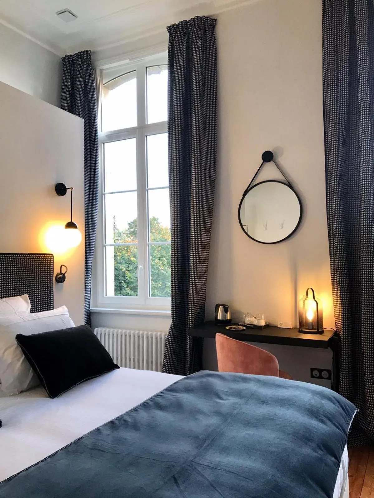 Bedroom in VILLA VARENTIA