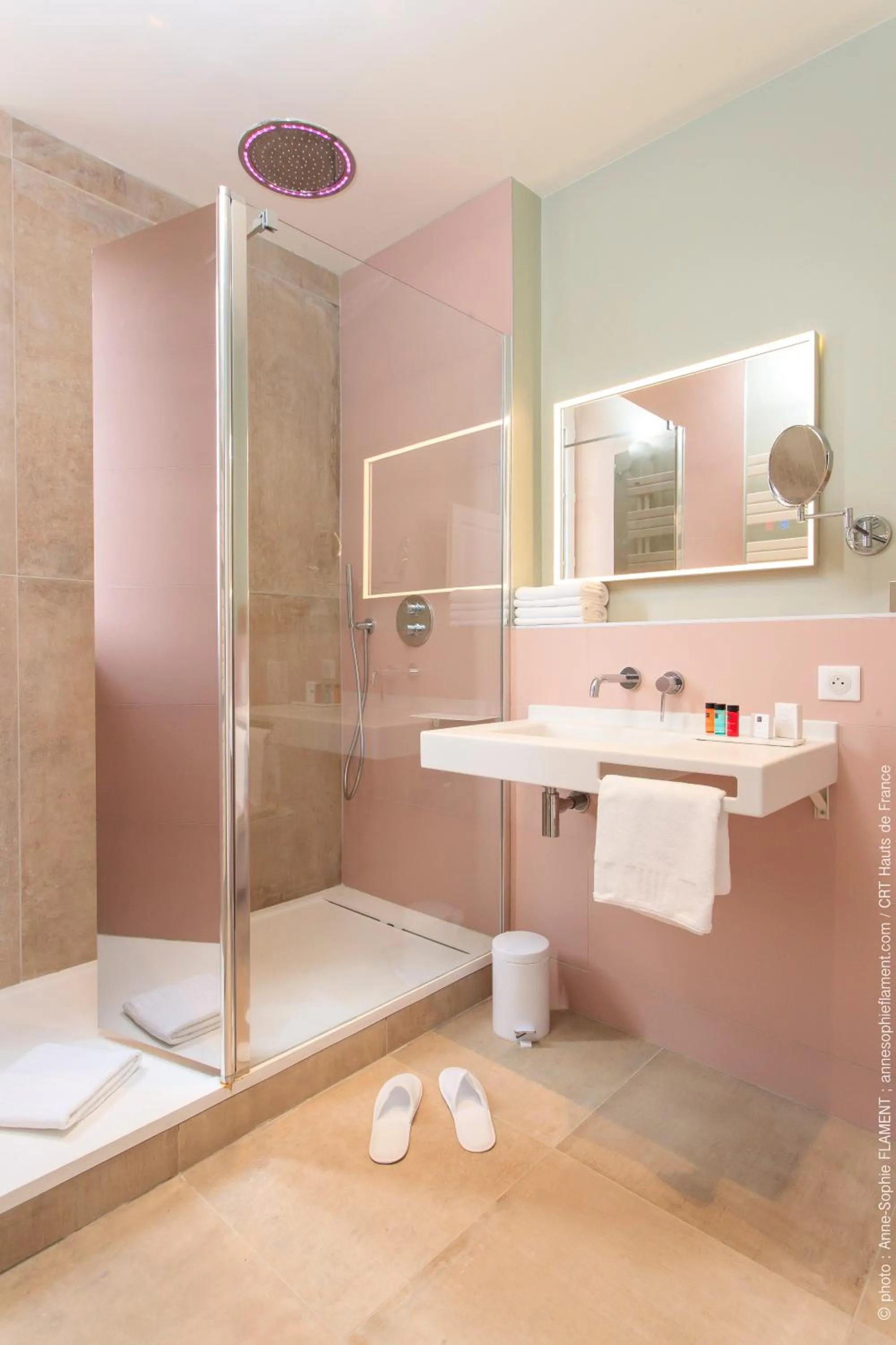 Bathroom in VILLA VARENTIA