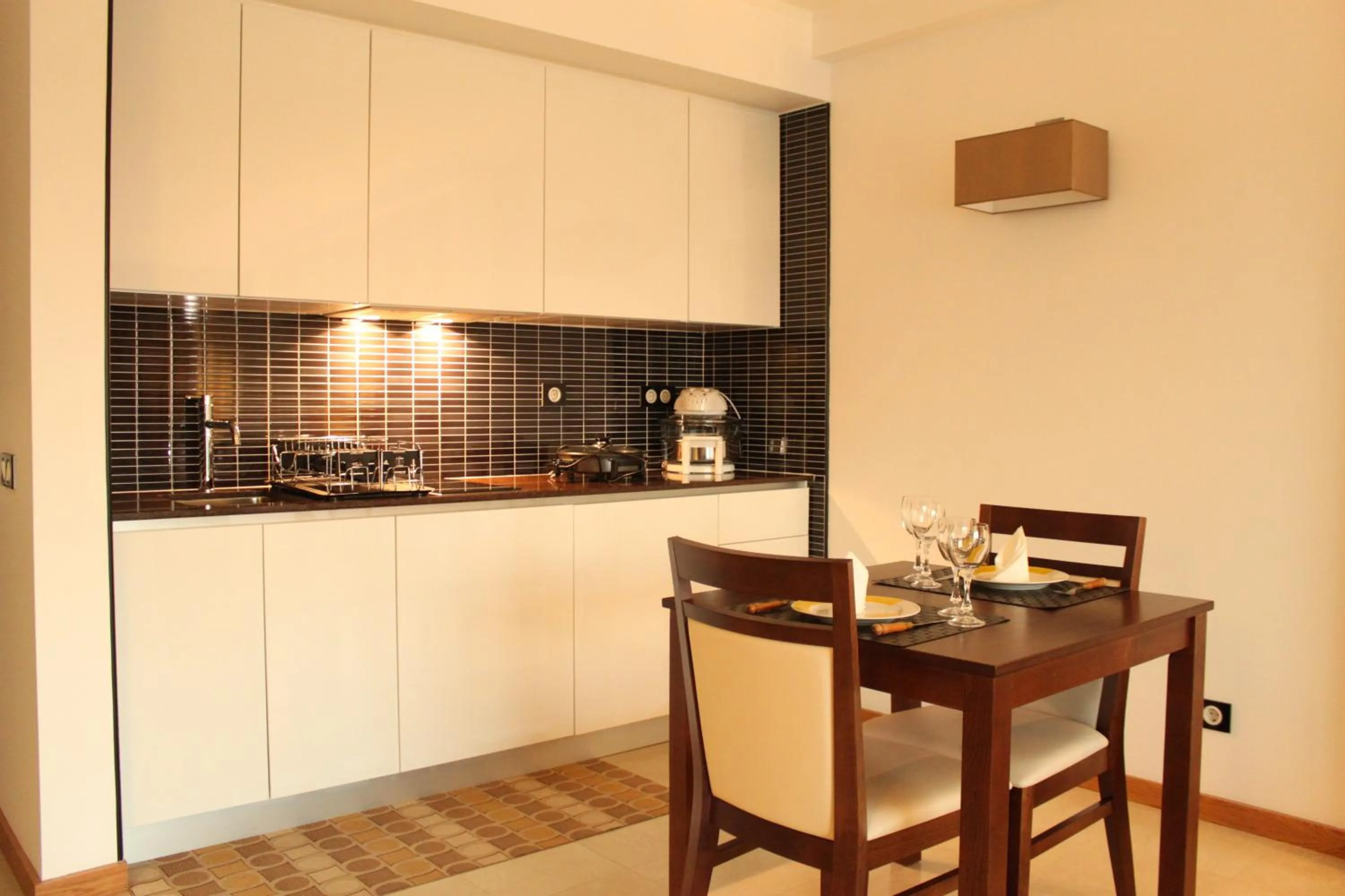 Coffee/tea facilities in Hotel O Gato & Spa