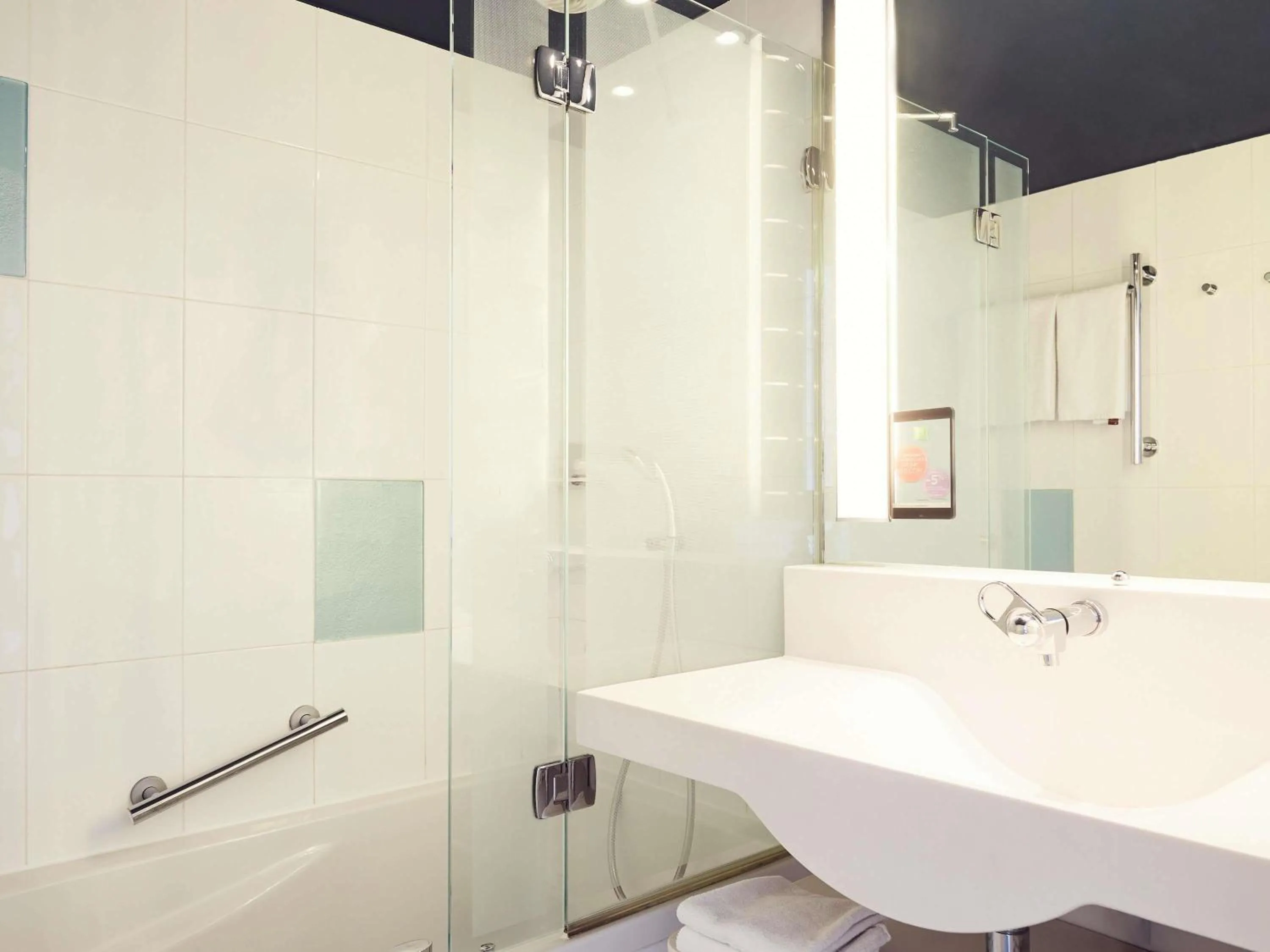 Bedroom in Ibis styles Toulon la Seyne sur Mer