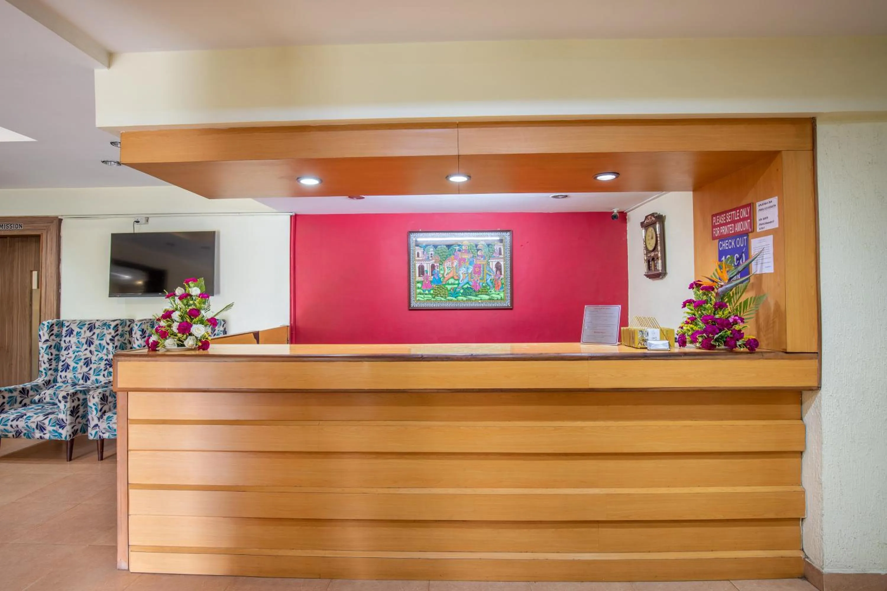 Lobby or reception in Vinayaga Inn by Poppys, Ooty