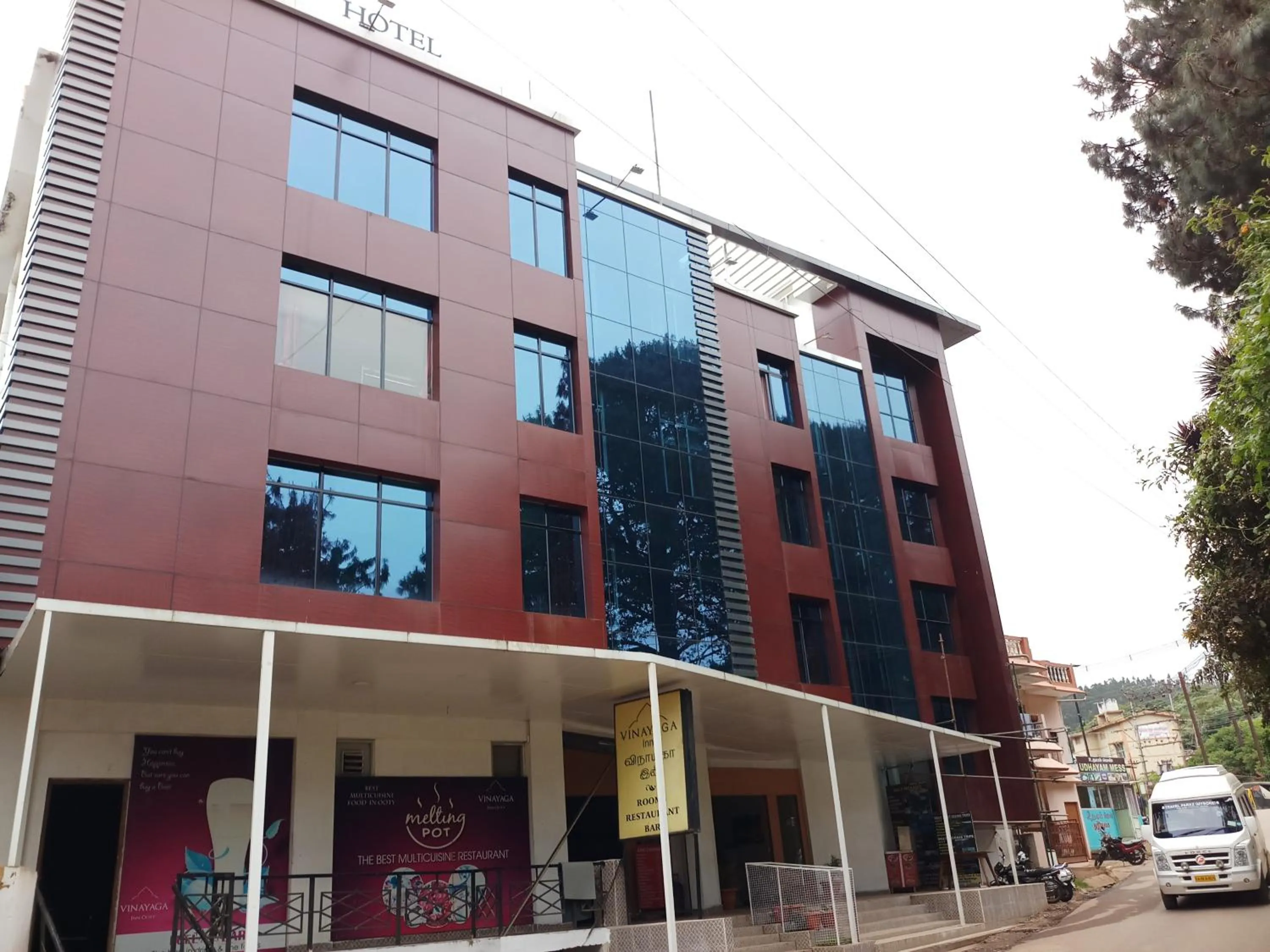 Property building in Vinayaga Inn by Poppys, Ooty