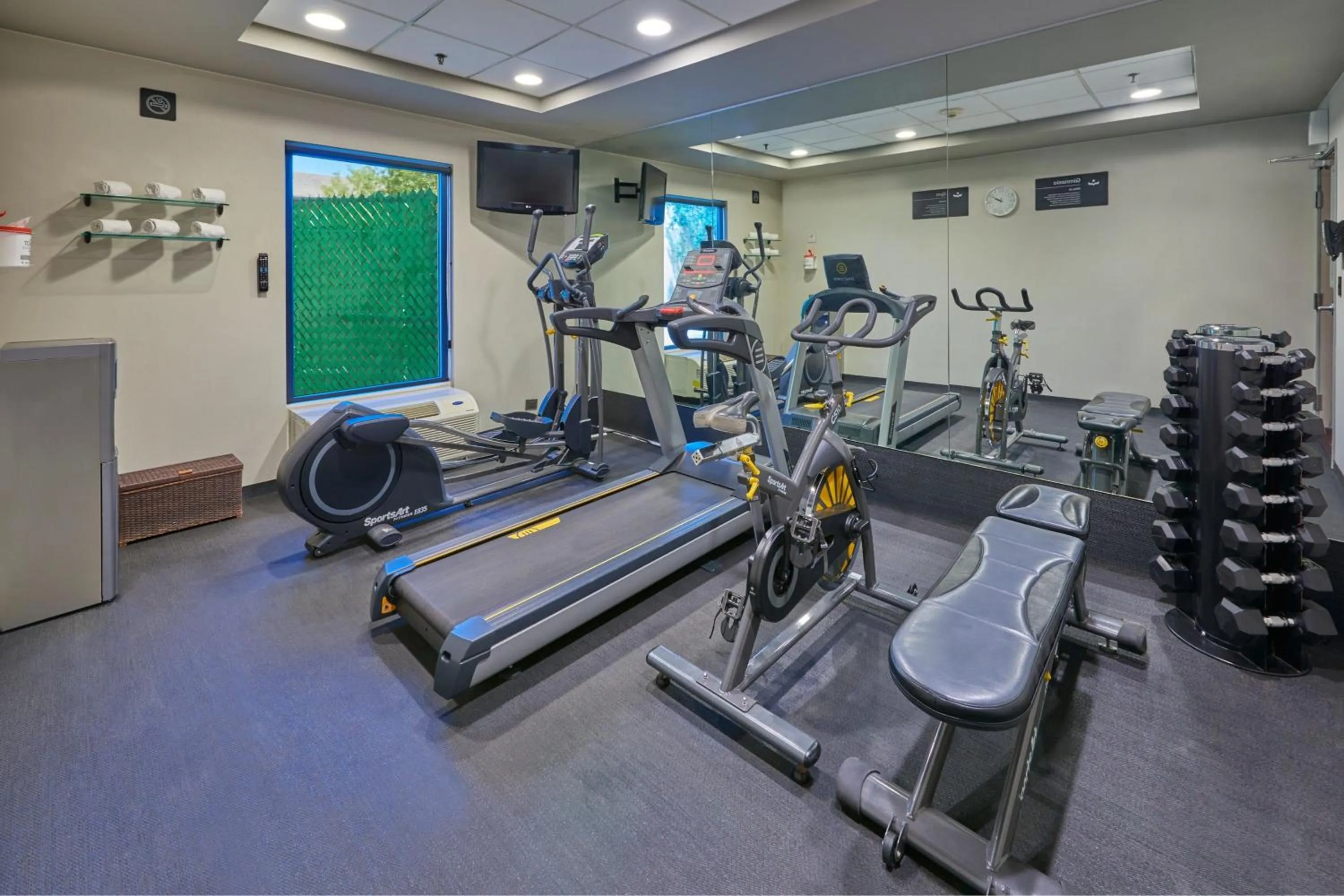Fitness centre/facilities in City Express by Marriott Hermosillo Expo