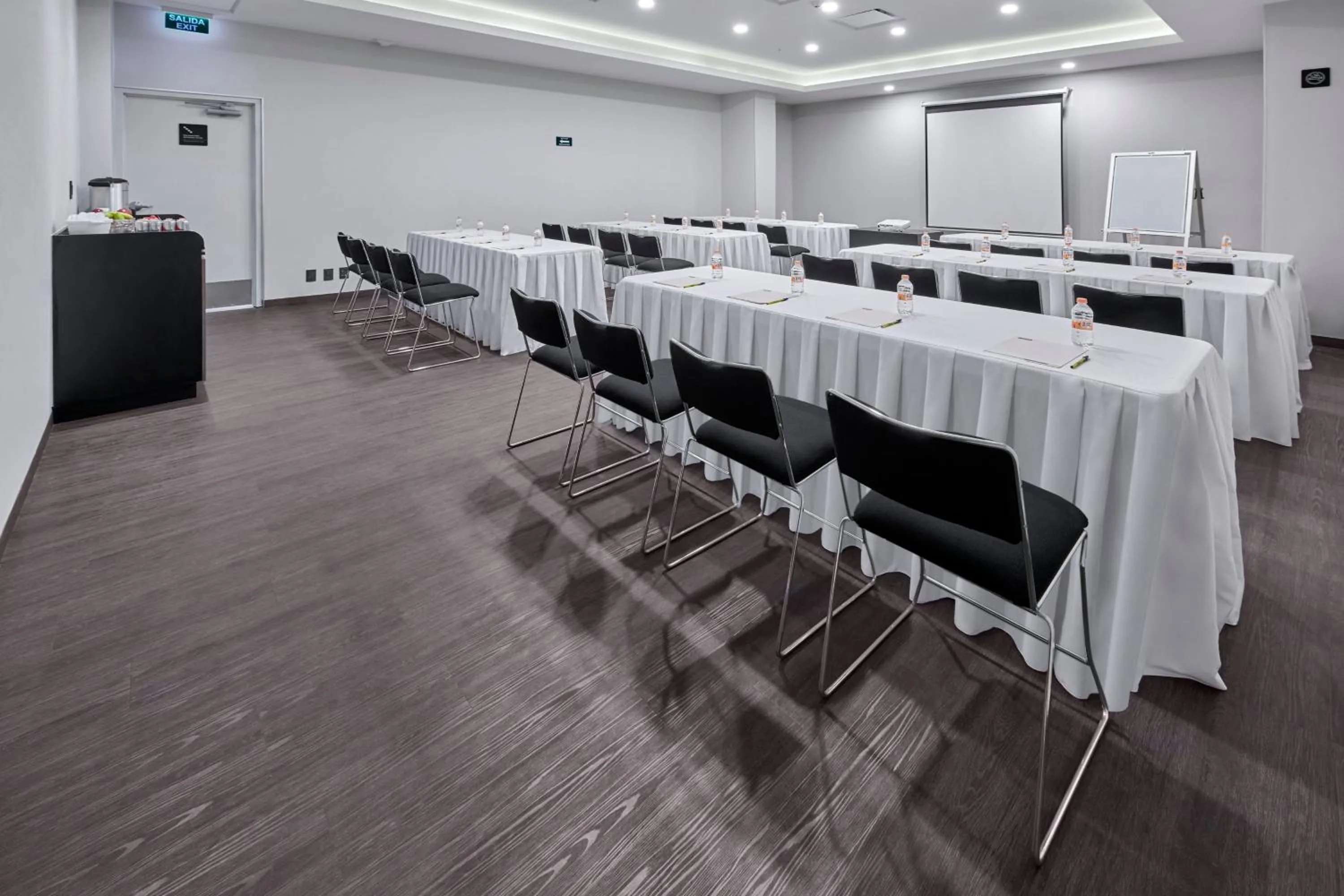 Meeting/conference room in City Express by Marriott Hermosillo Expo