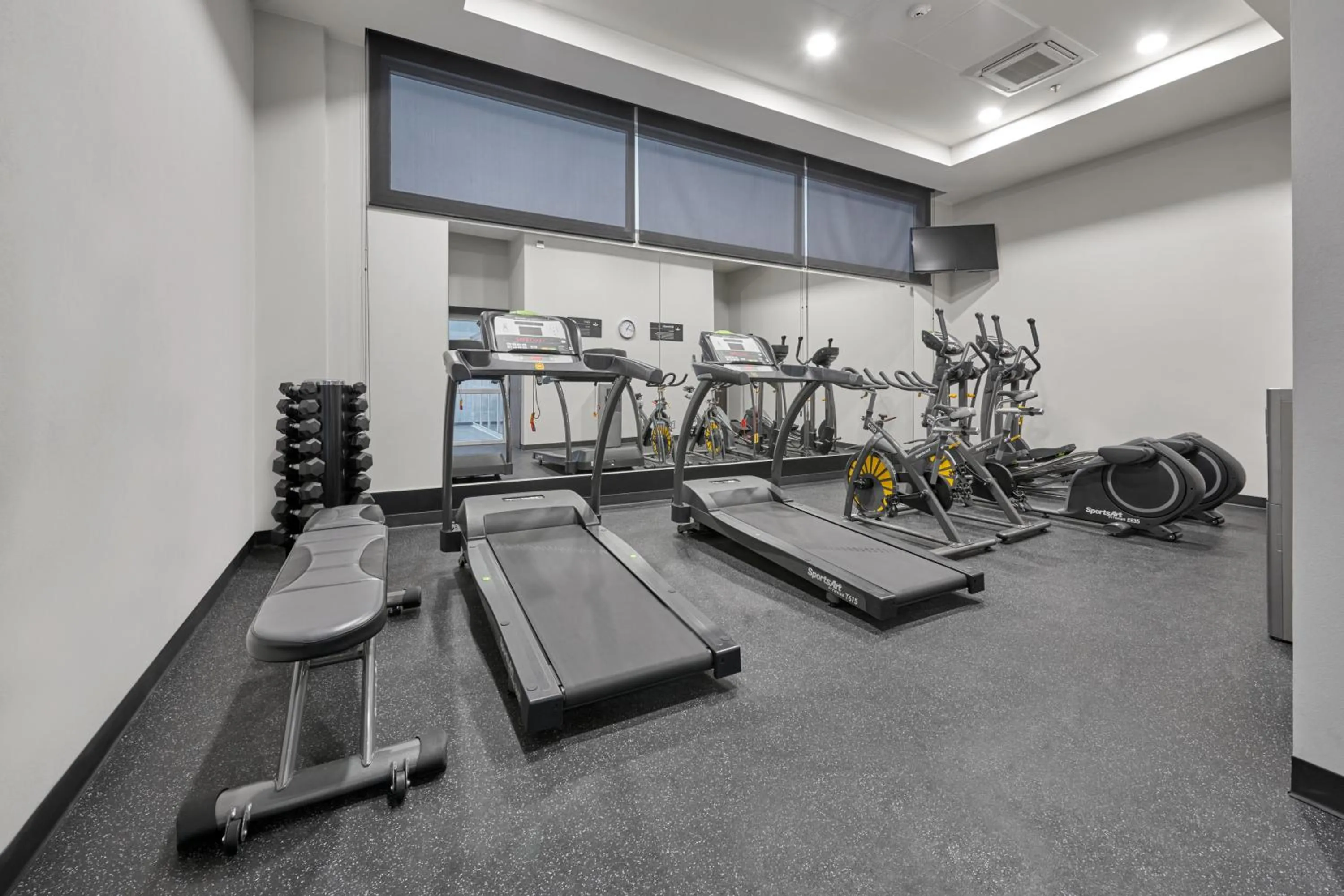 Fitness centre/facilities in City Express by Marriott Guaymas