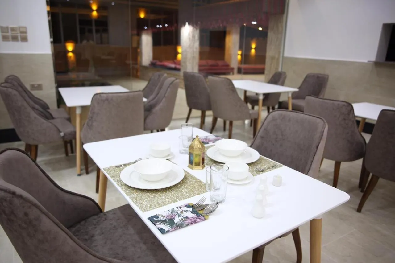 Restaurant/places to eat in Al Asala Resort