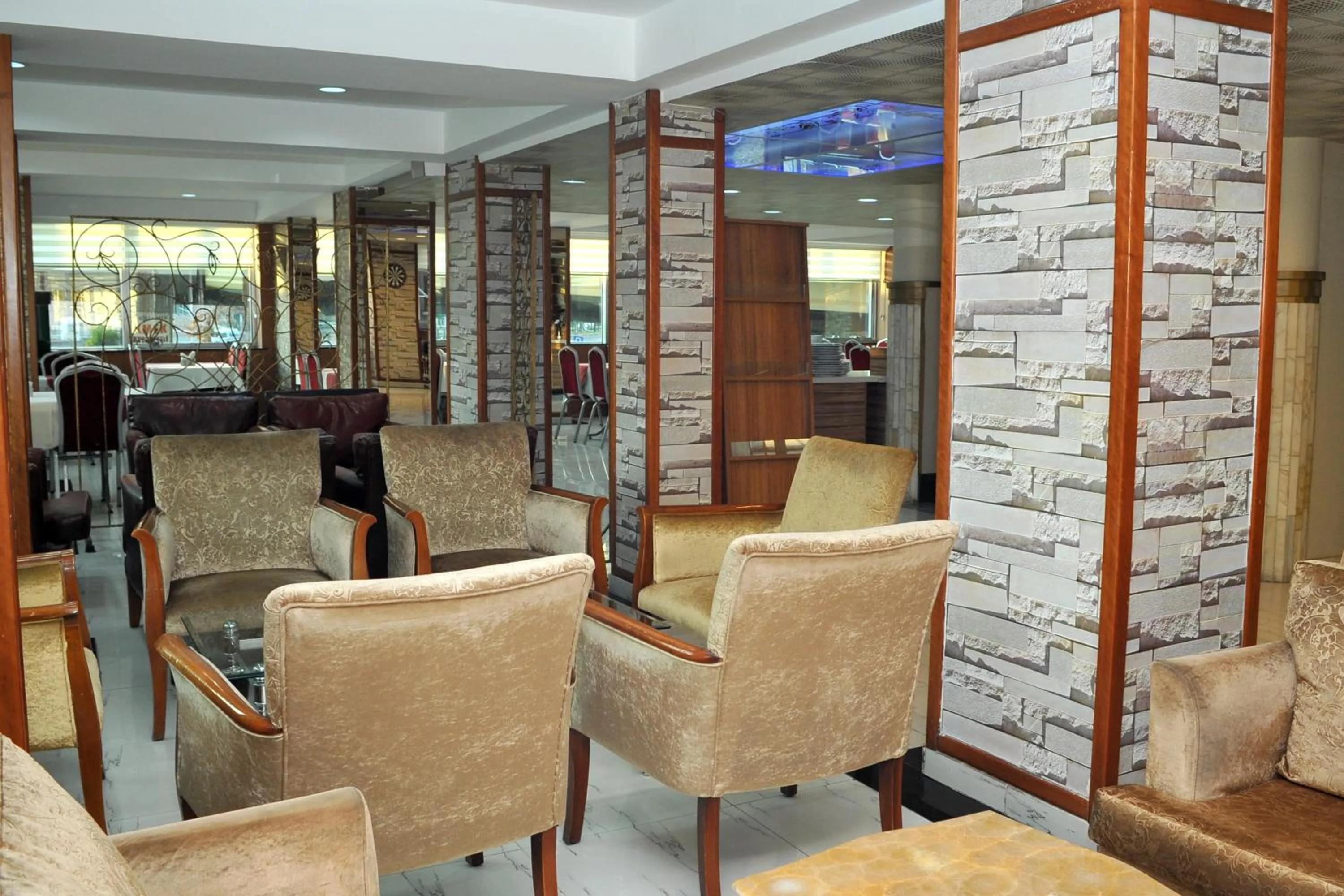 Lounge or bar in Lion City Hotel Ankara