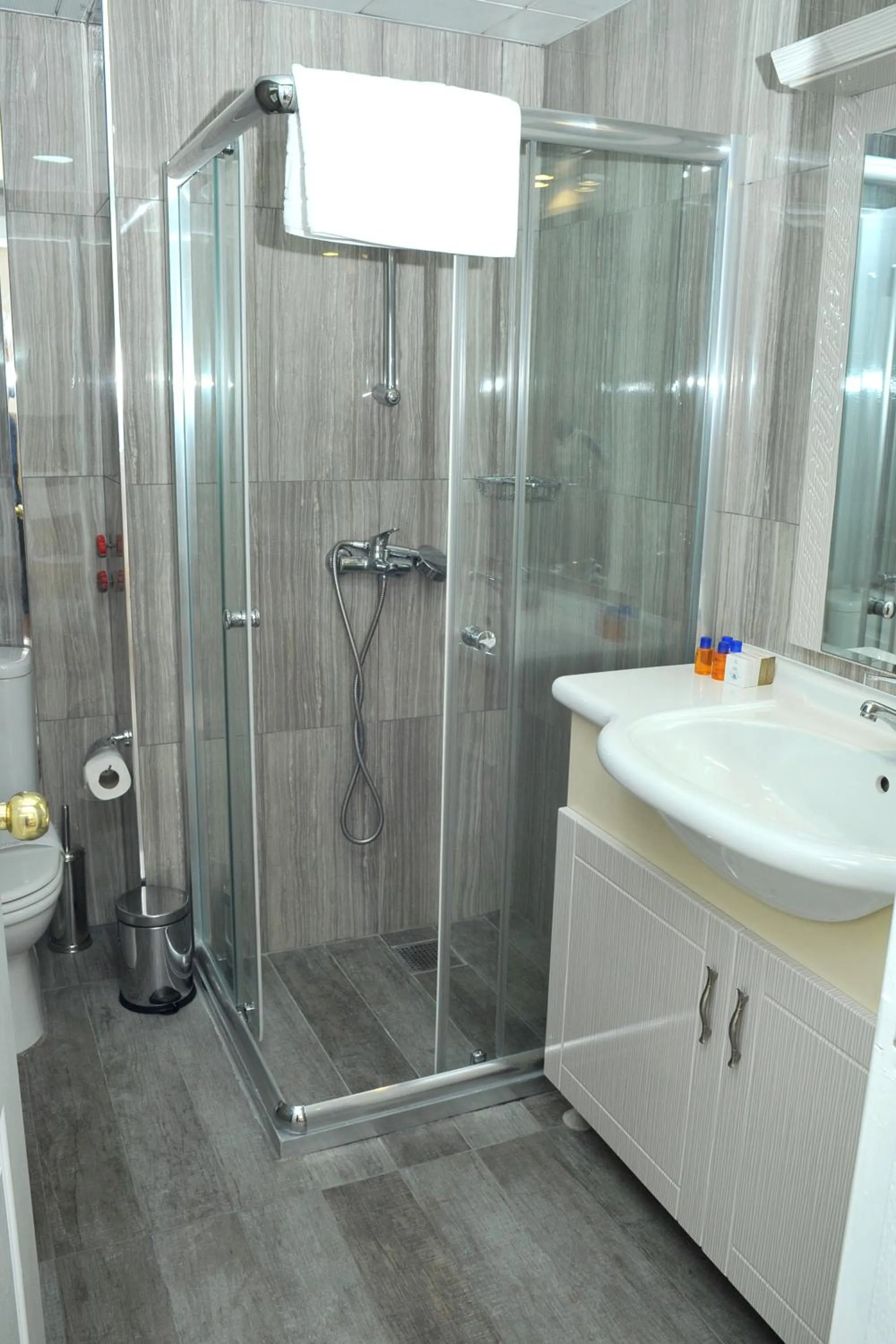 Bathroom in Lion City Hotel Ankara