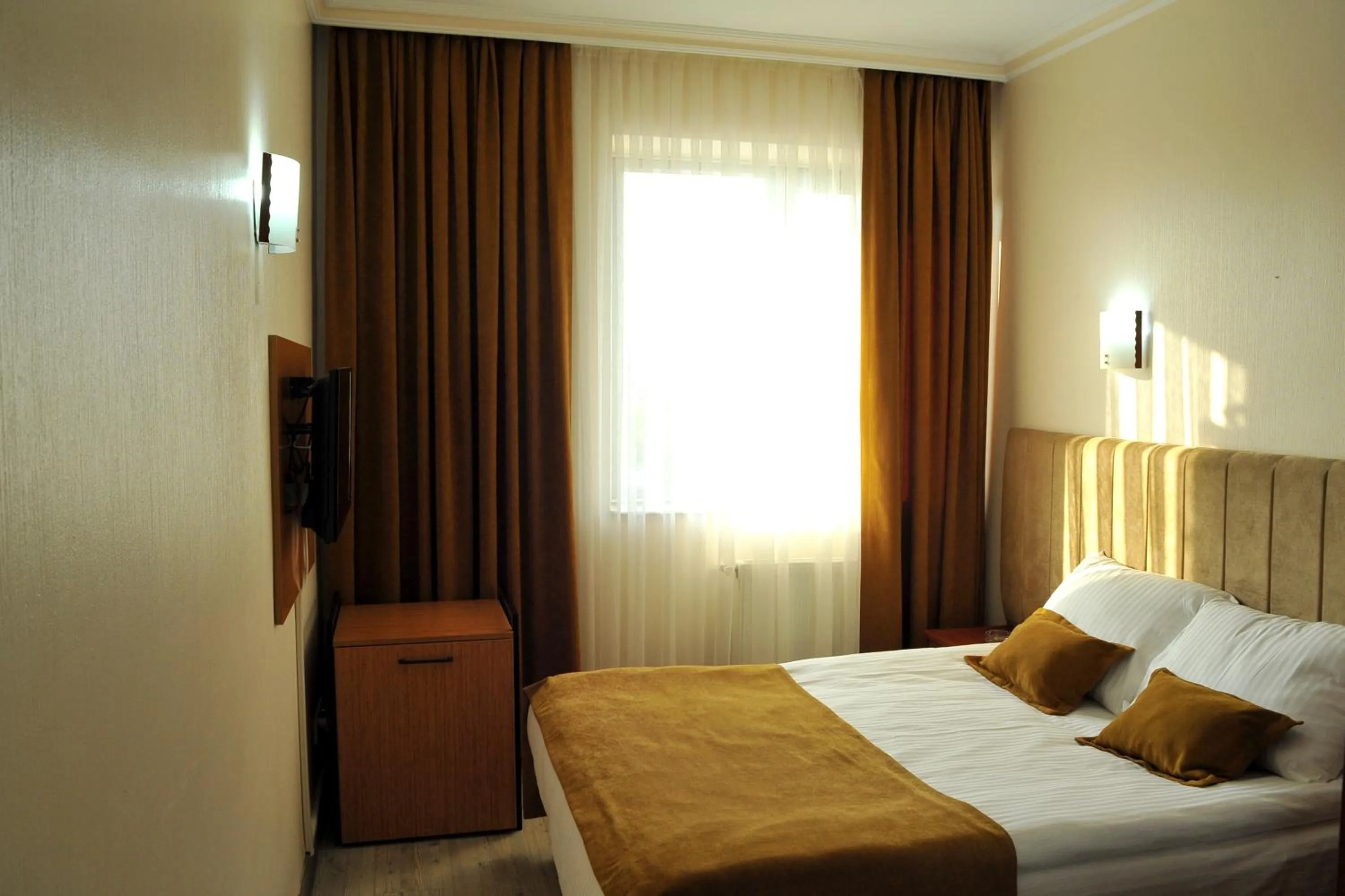 Photo of the whole room, Bed in Lion City Hotel Ankara