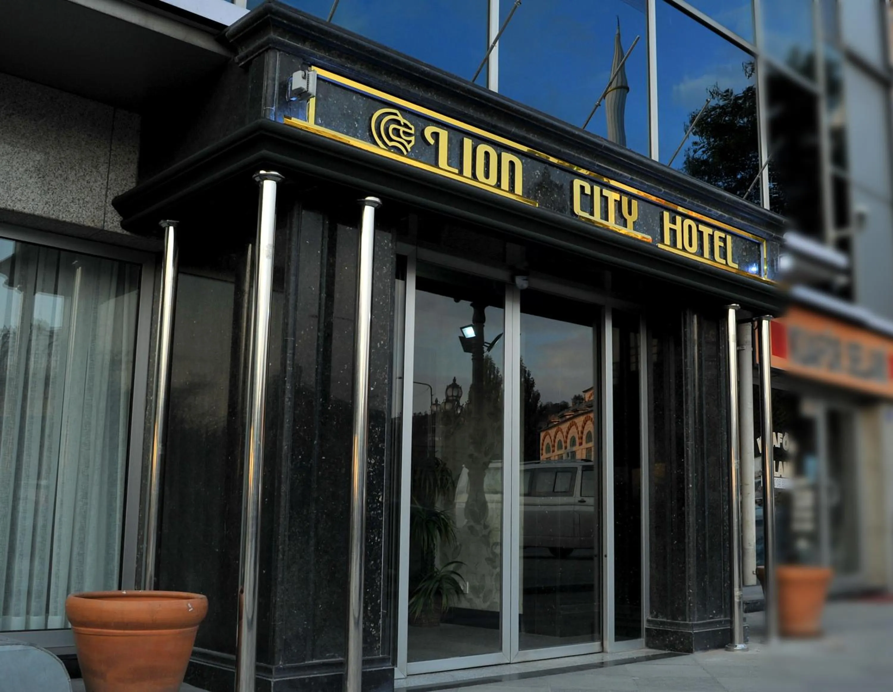 Facade/entrance in Lion City Hotel Ankara