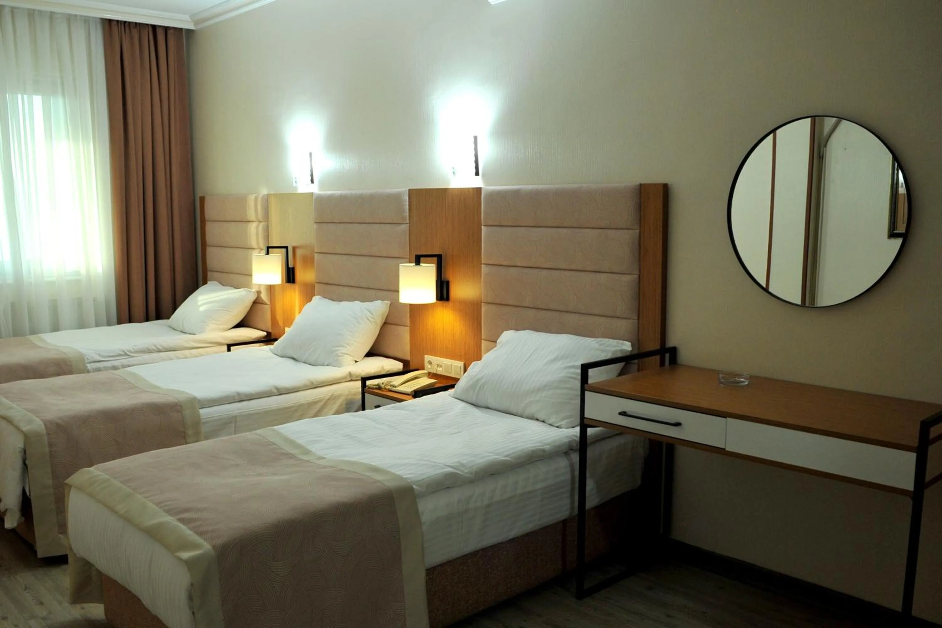 Photo of the whole room, Bed in Lion City Hotel Ankara