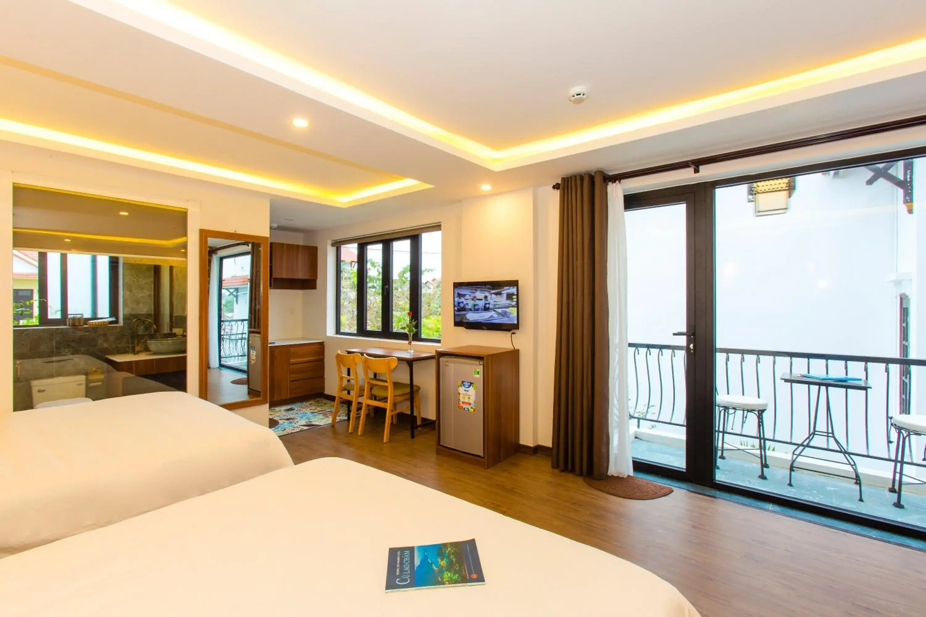 Family Room with Balcony in Riverside Impression Villa Family Room with Balcony in Riverside Impression Villa