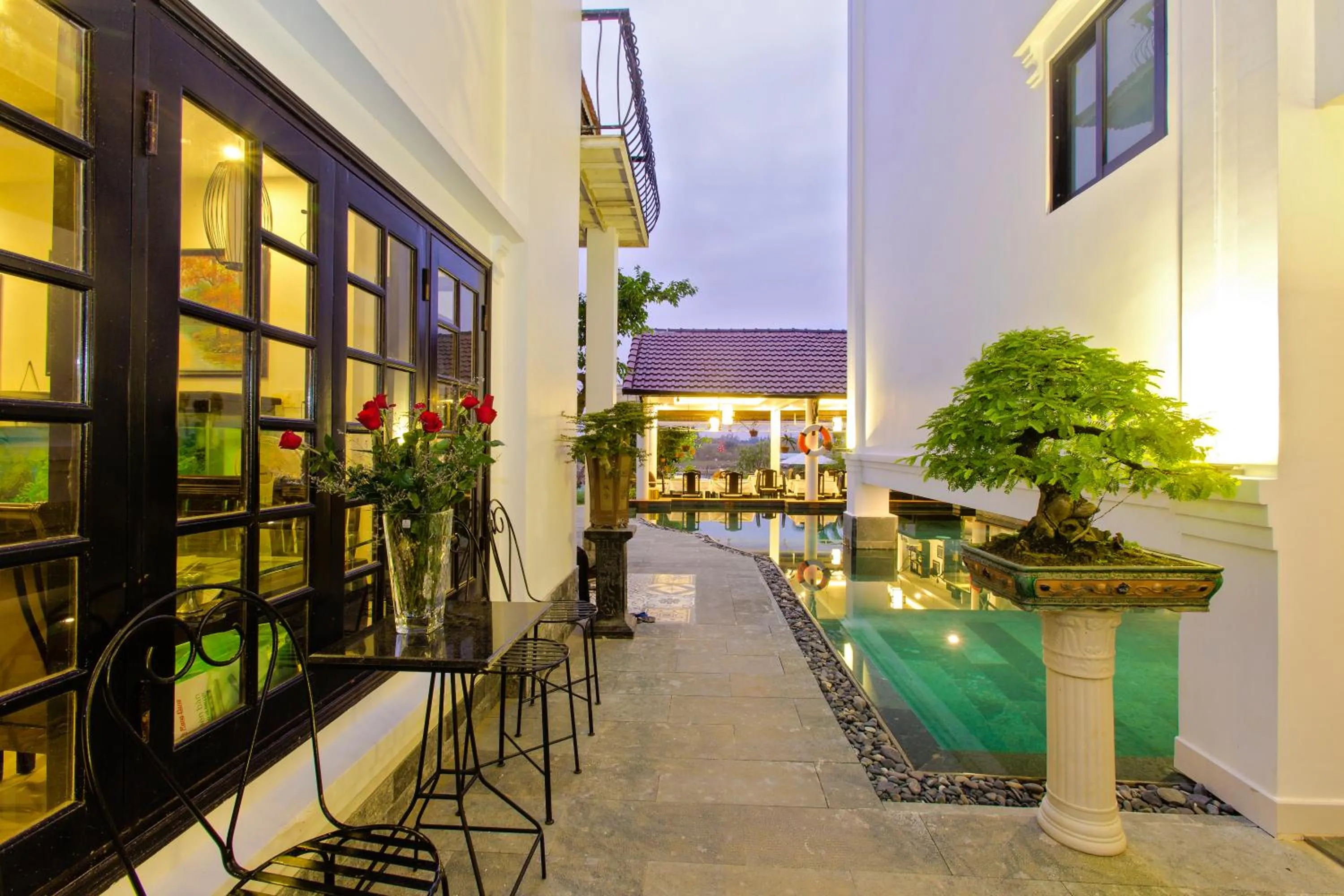 Area and facilities in Riverside Impression Villa