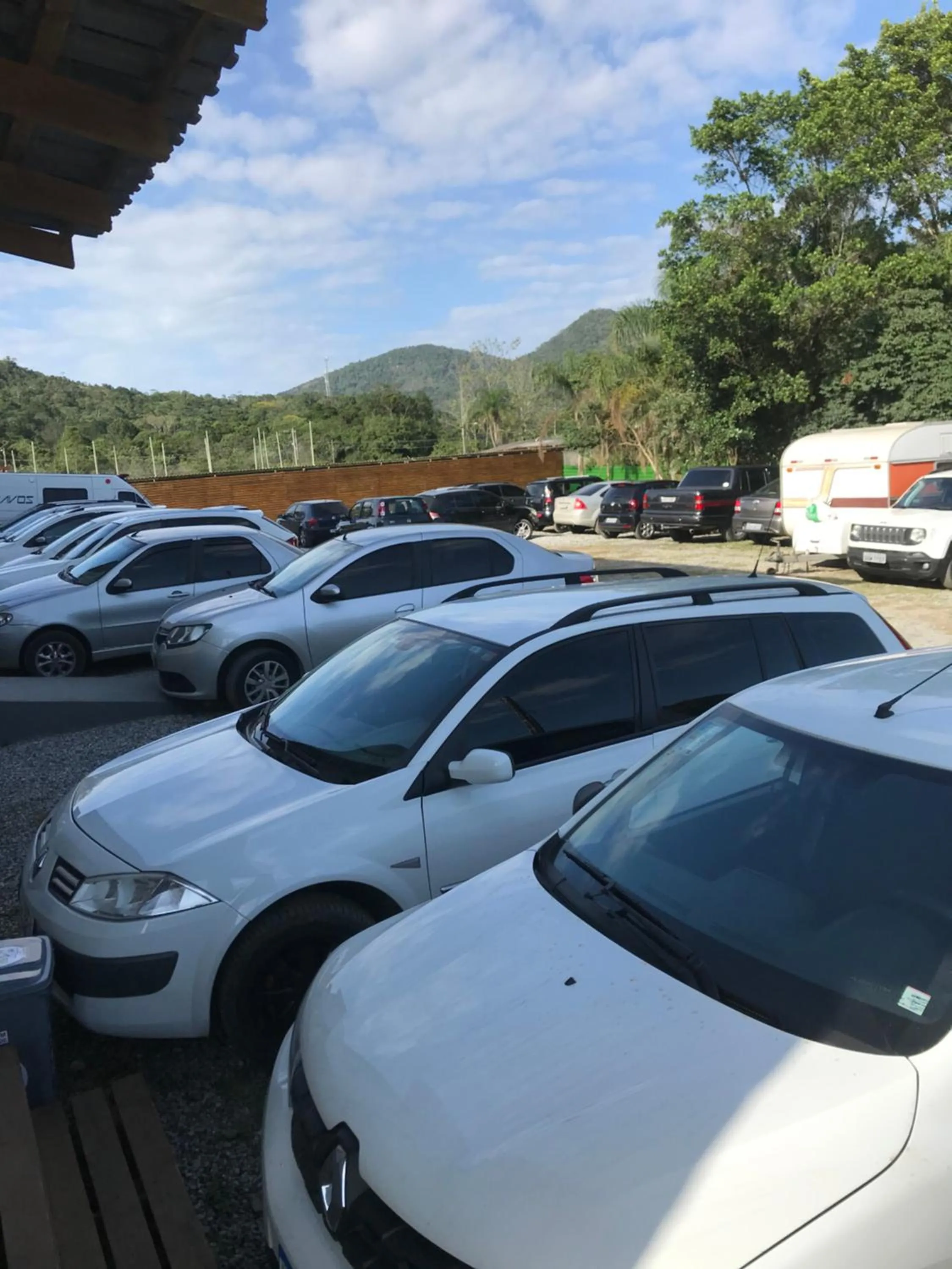 Parking in Paraiso do Estaleirinho - Balneario Camboriu