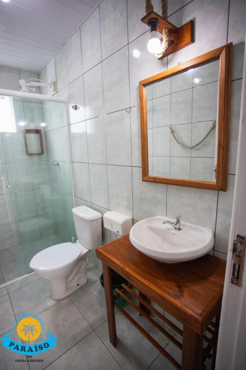 Shower in Paraiso do Estaleirinho - Balneario Camboriu