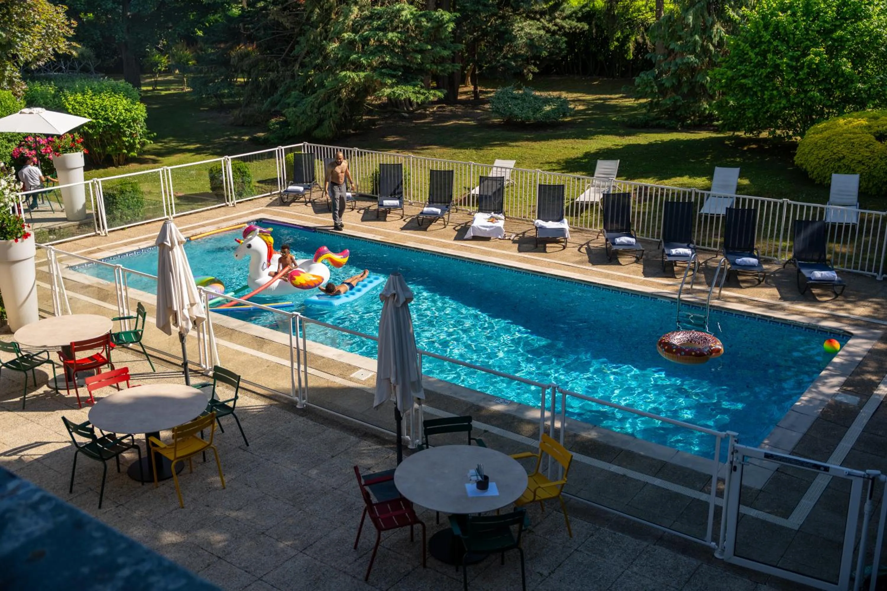 Swimming pool in Novotel Poissy Orgeval