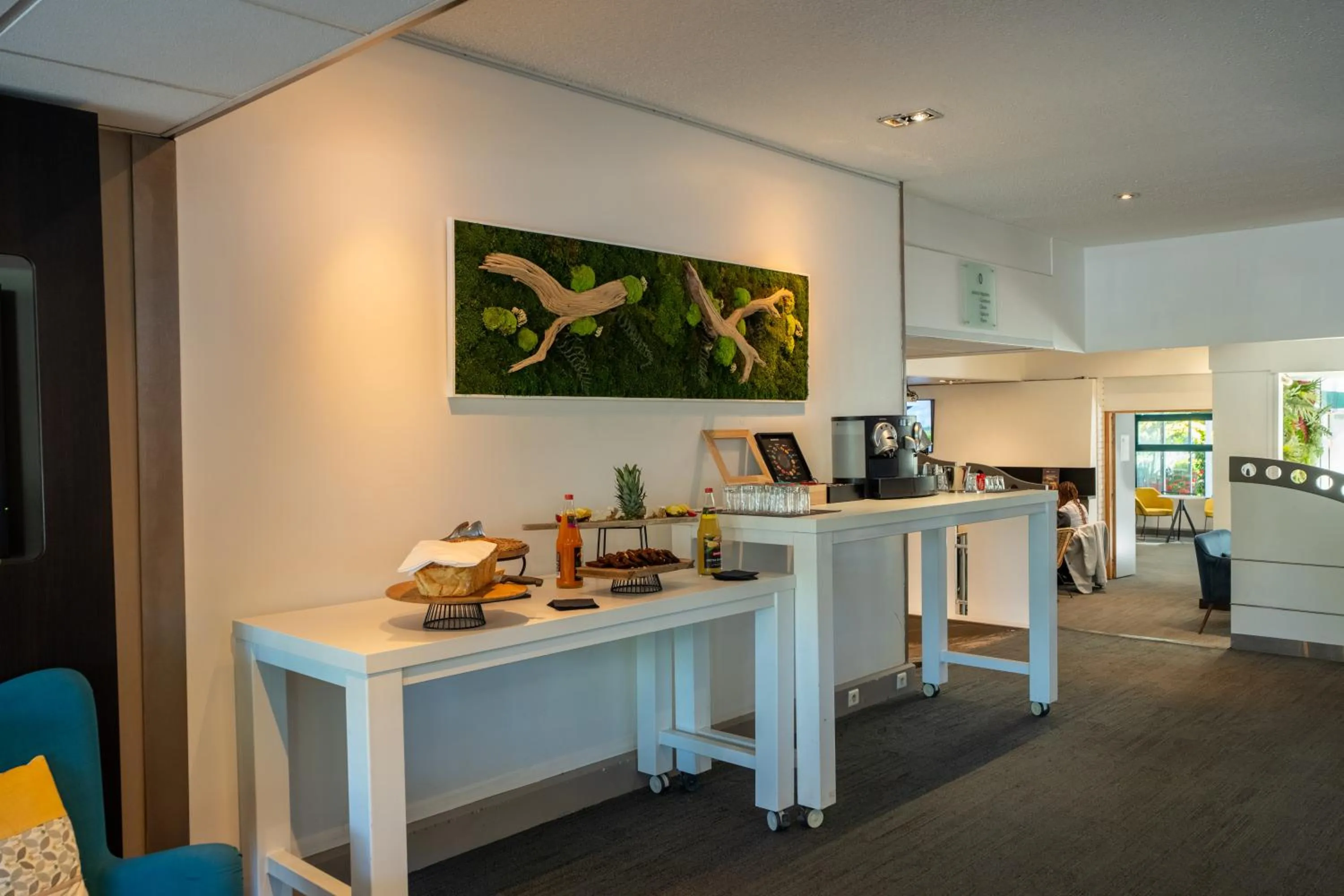 Food and drinks in Novotel Poissy Orgeval